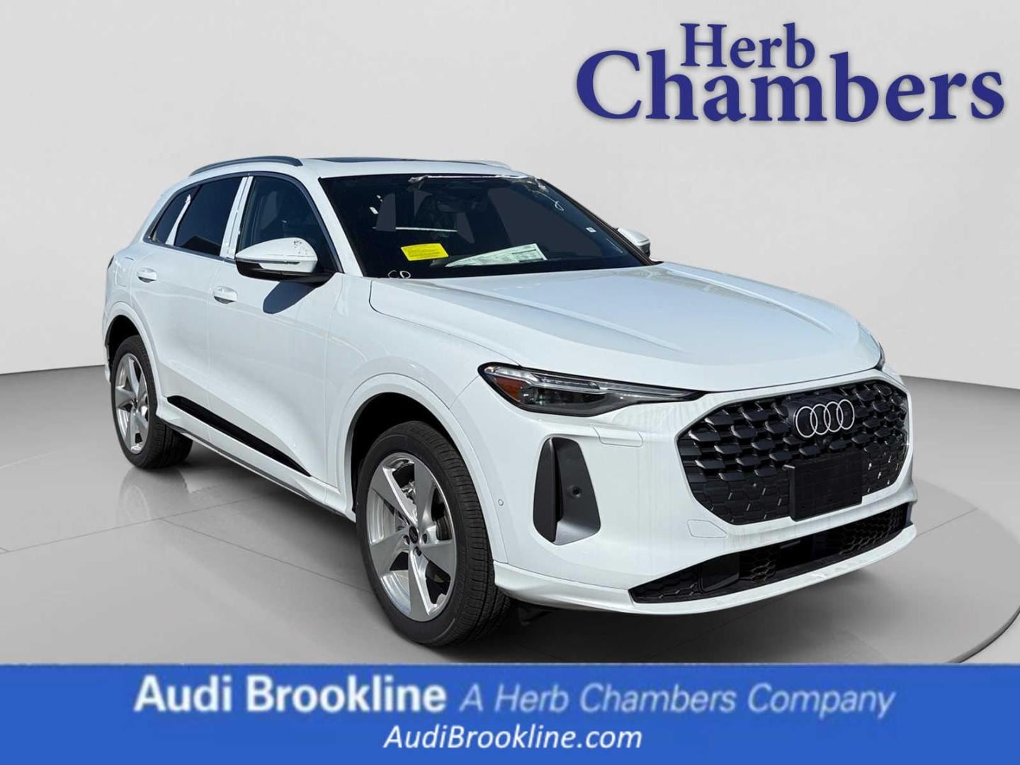 2025 Audi Q5 40 Premium Plus's photo