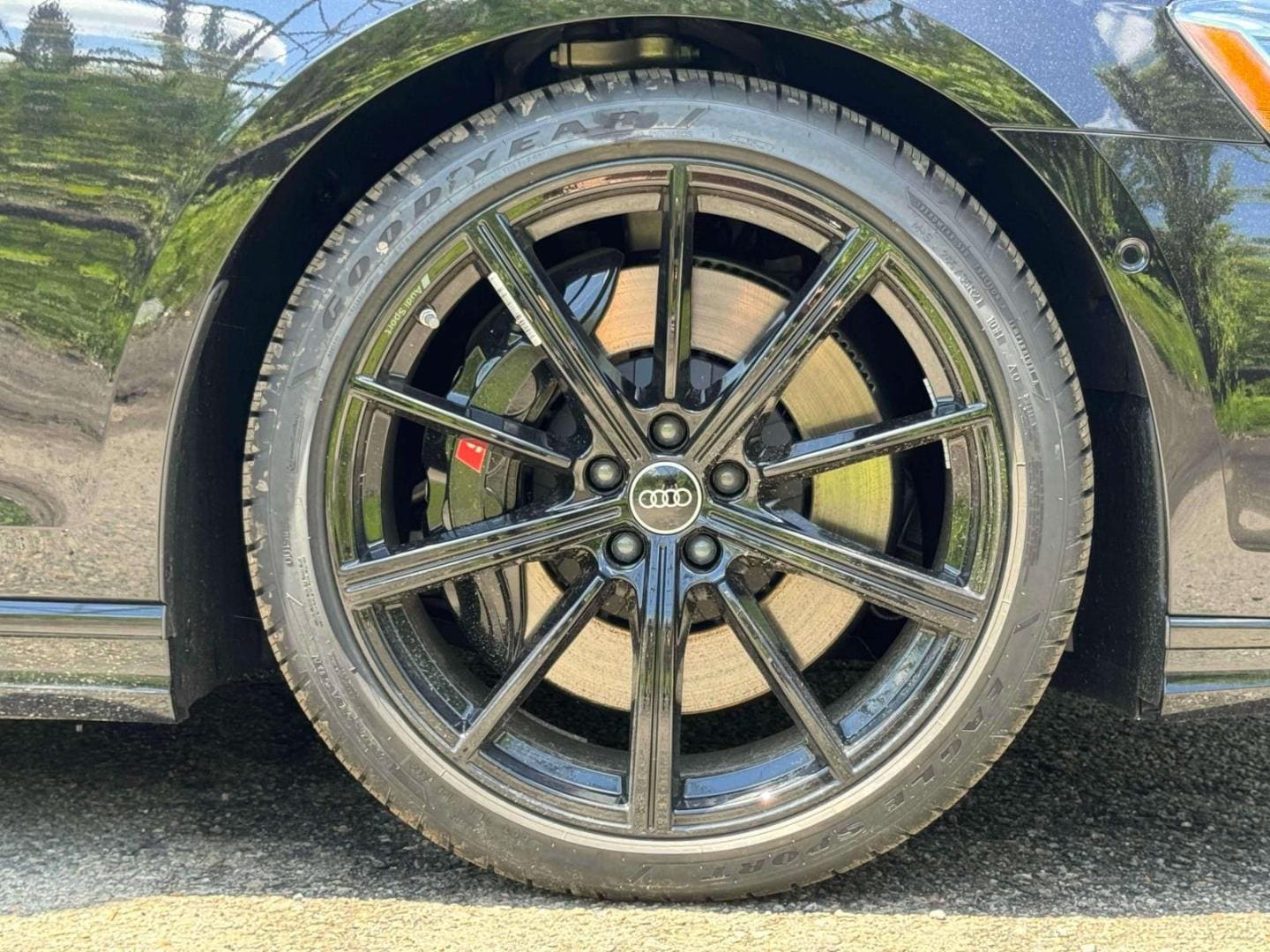2024 Audi S8 Base - Photo 6
