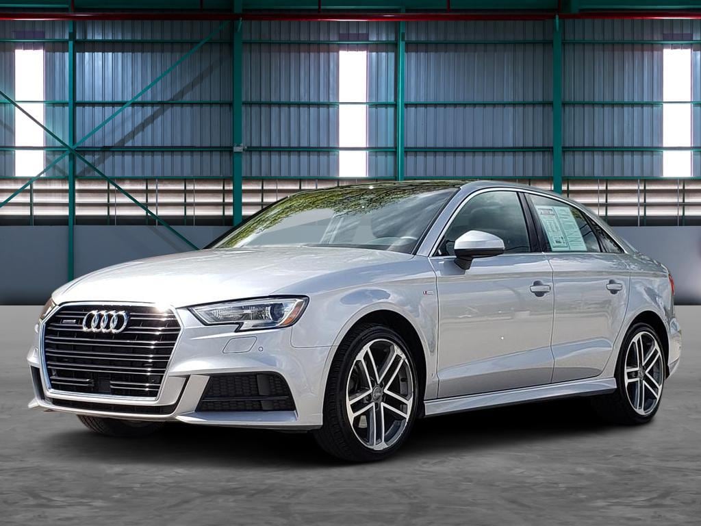2018 Audi A3 2.0T quattro S tronic Premium Plus's photo