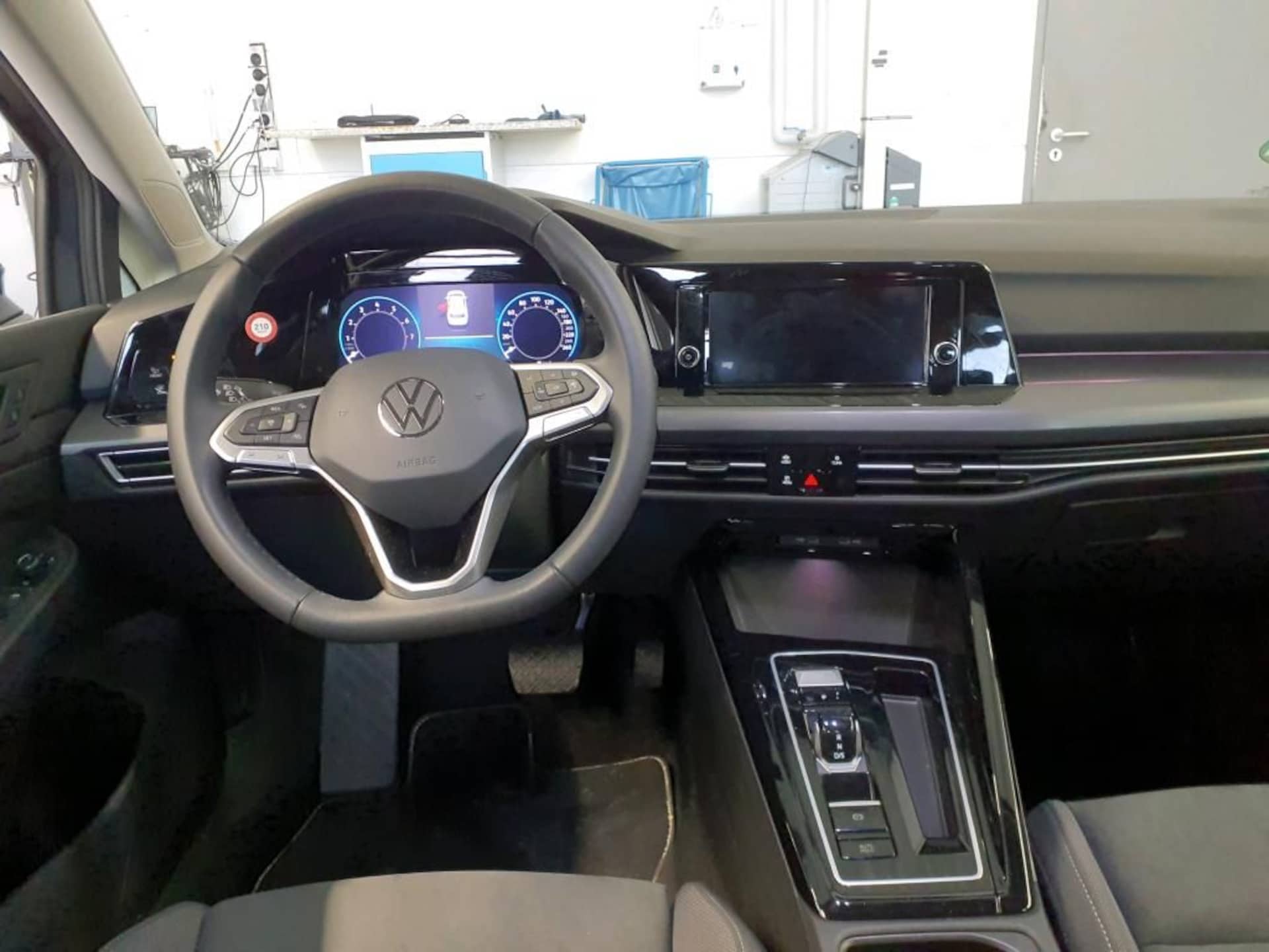 Volkswagen Golf Style