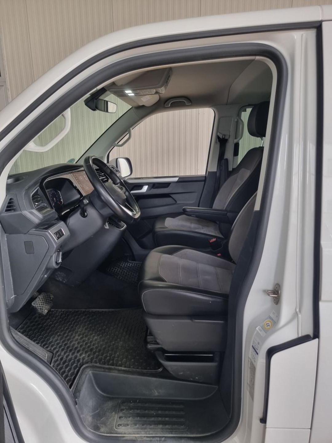 Volkswagen T6.1 Multivan Comfortline
