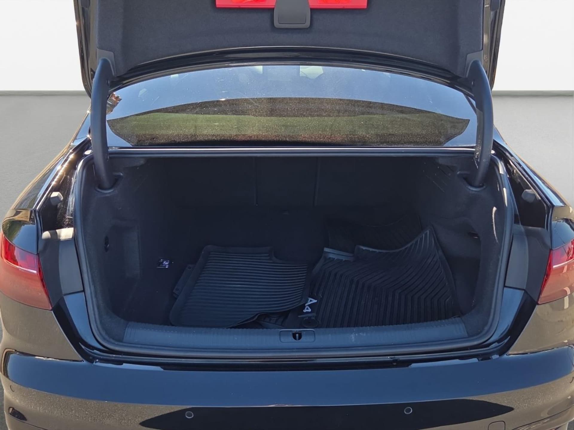 Audi A4 Limousine S line