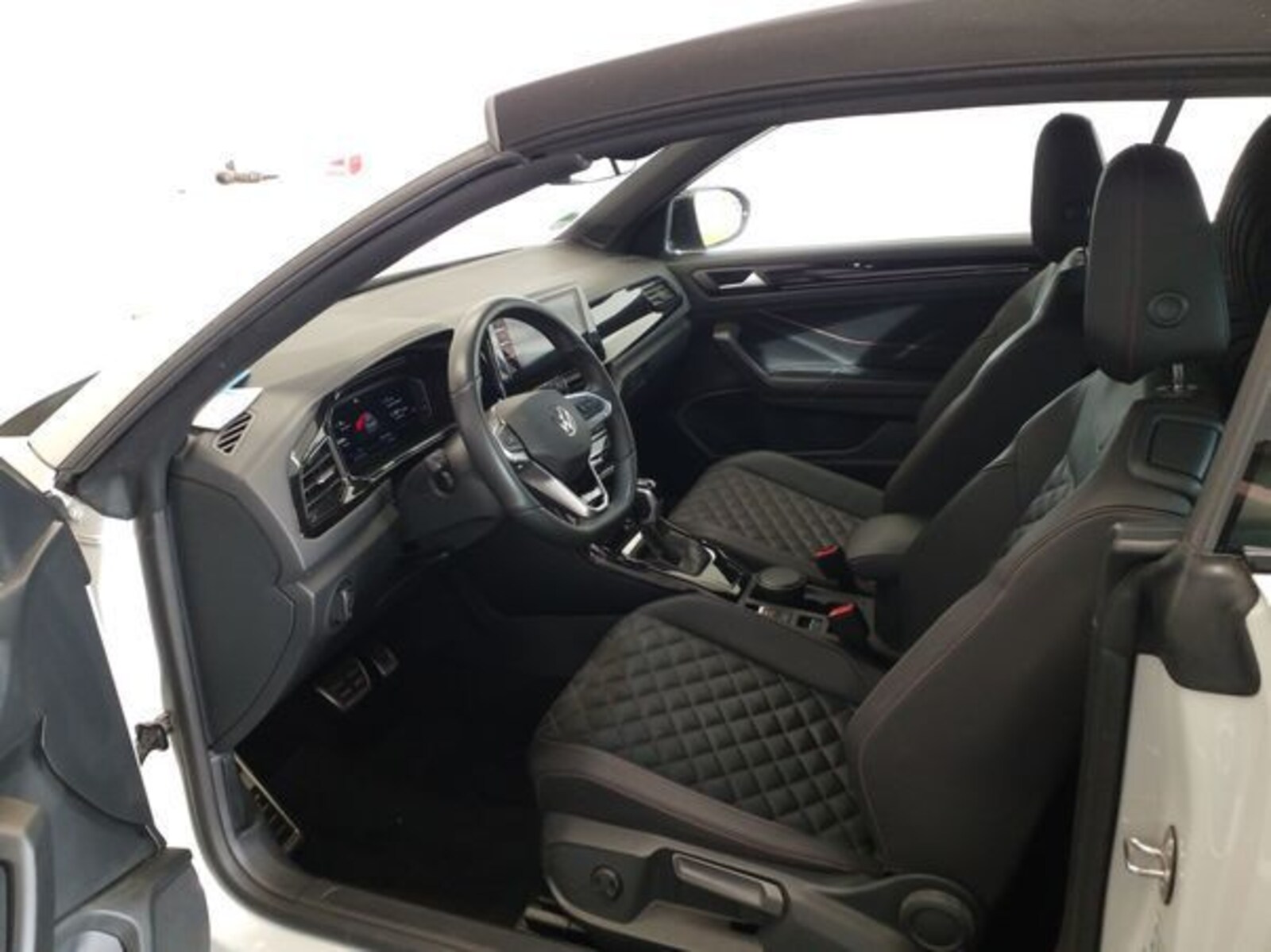 Volkswagen T-Roc Cabriolet – Bild 6