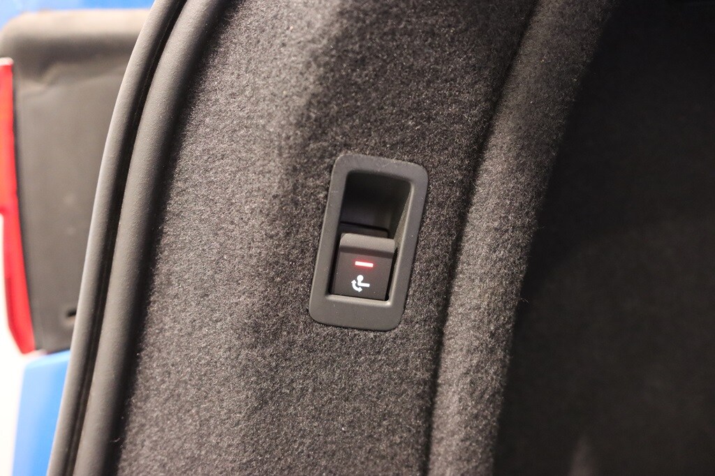 Bild som visar&nbsp;Audi S4 Avant&nbsp;S4 Avant 3.0 TFSI quattro 354 hk tiptronic - för mer information kontakta din Audi Partner