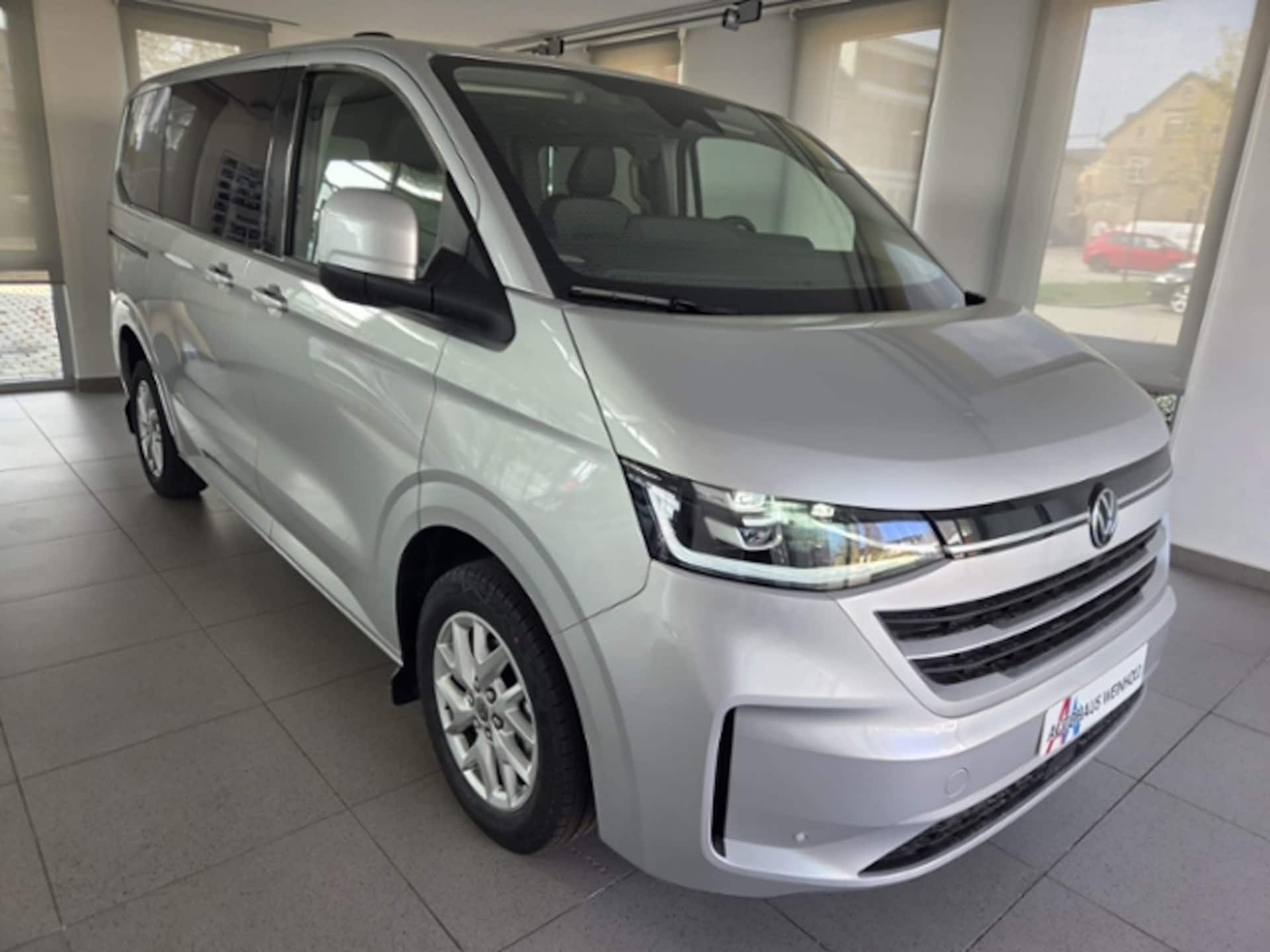 Volkswagen Caravelle Style