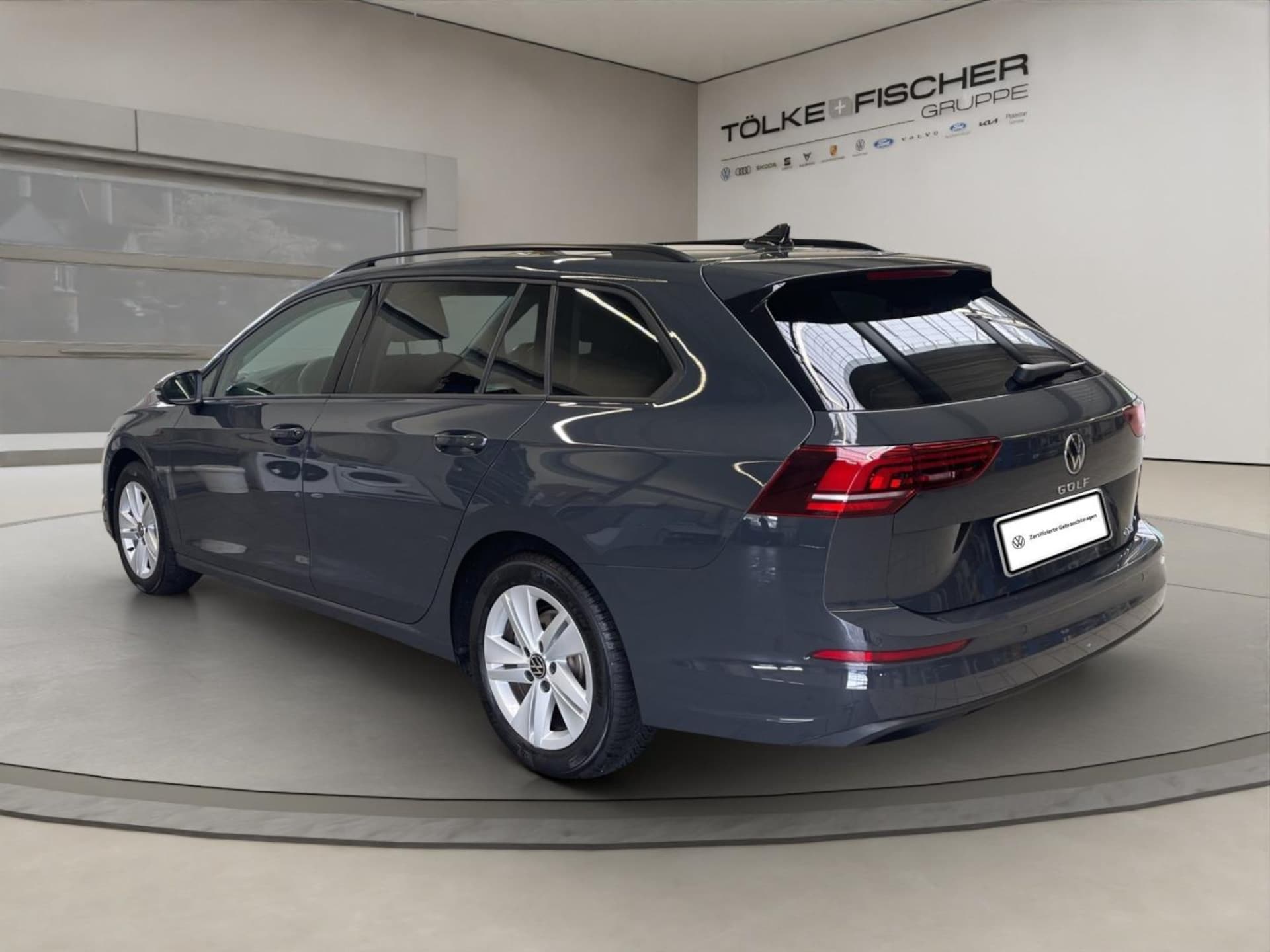 Volkswagen Golf Variant Life