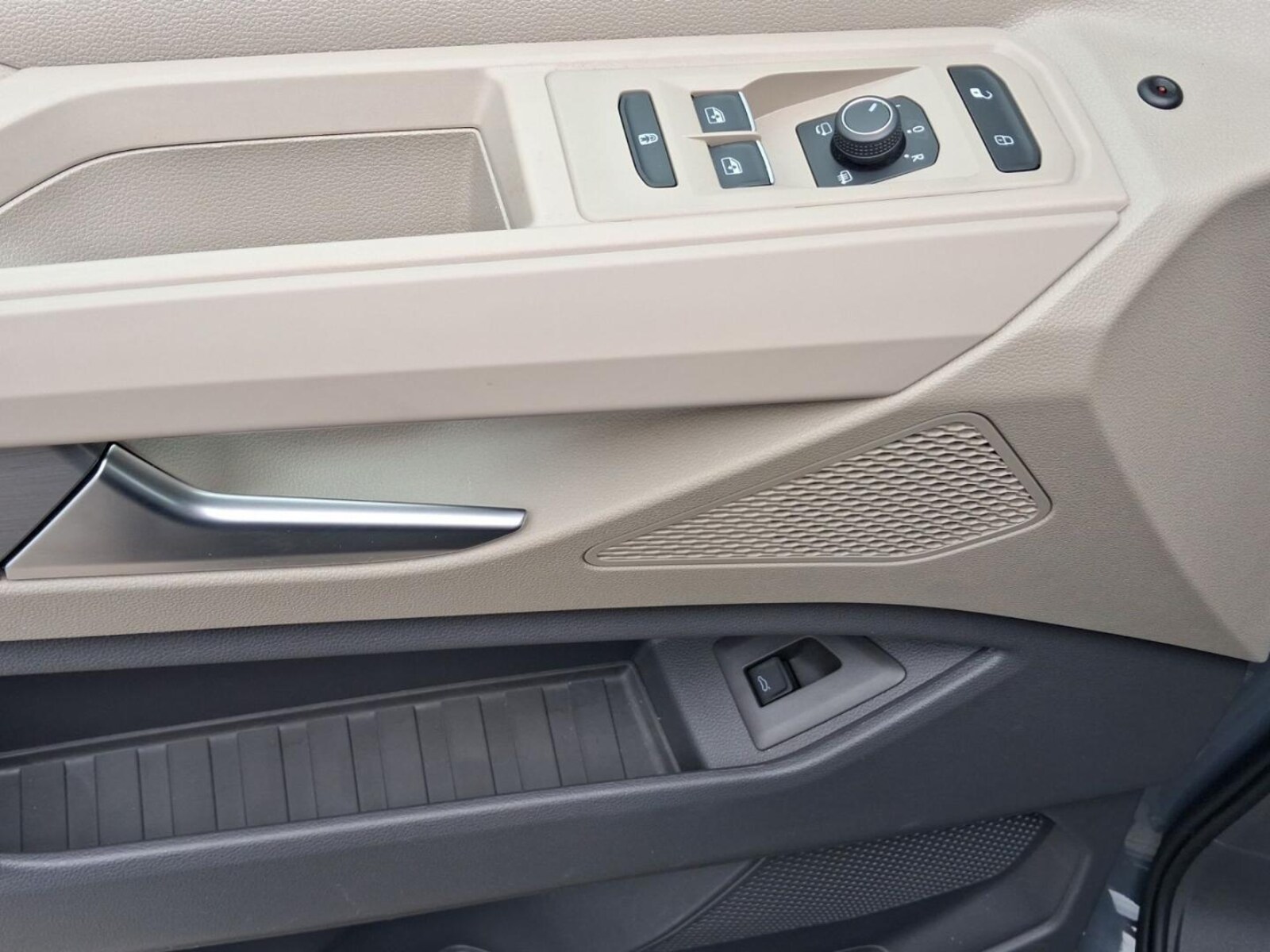 Volkswagen Multivan – Bild 10