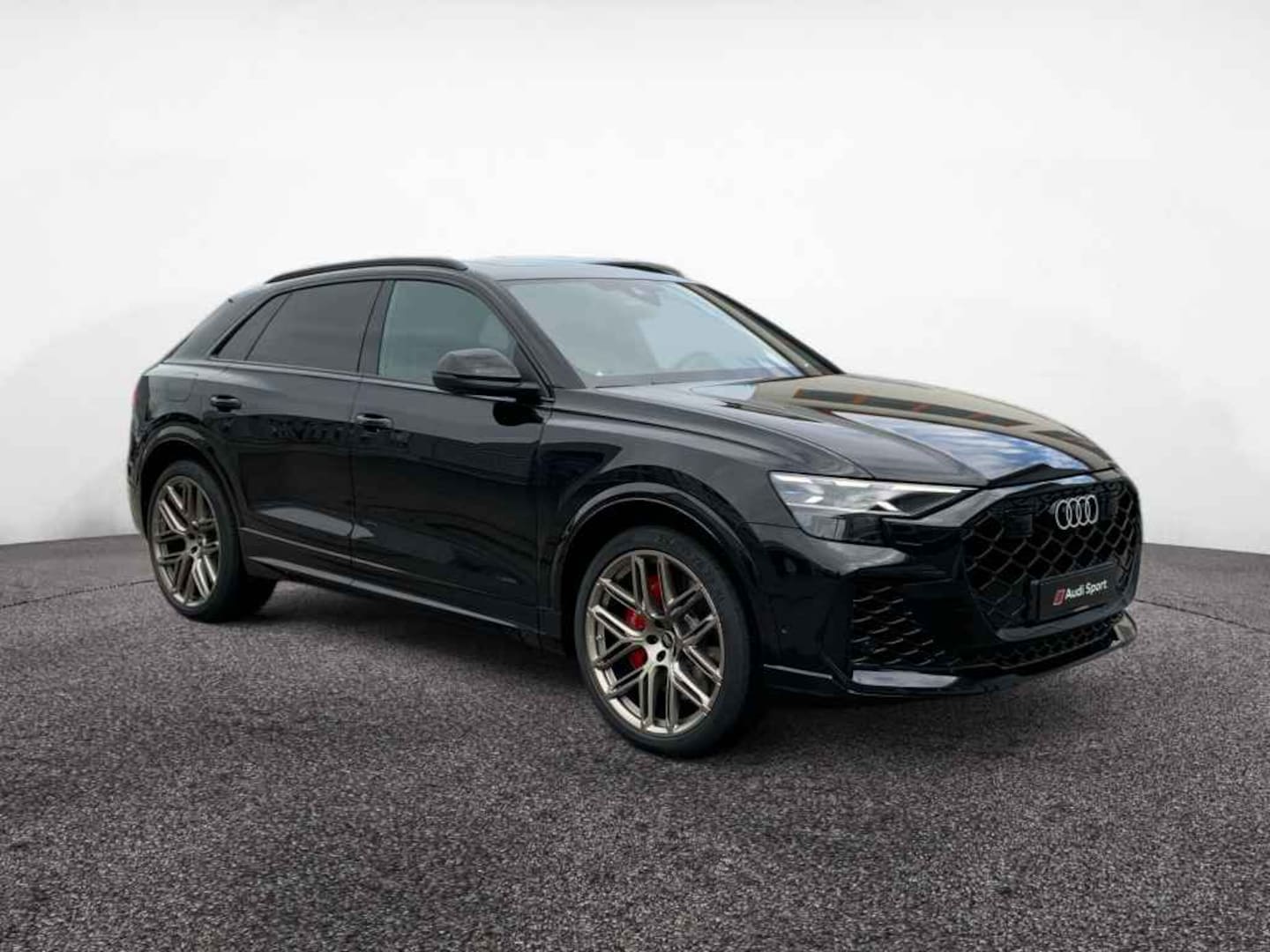 Bild über Audi RS Q8 SUV TFSI quattro 441 kW tiptronic - für weitere Informationen kontaktieren Sie den Audi Partner