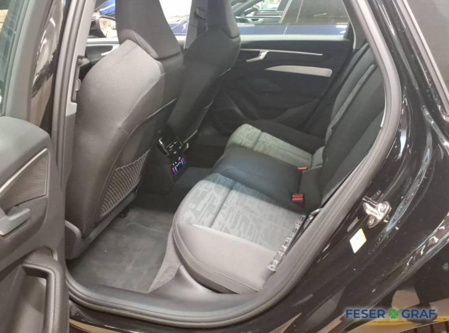 Bild über Audi A6 Limousine TDI 150 kW S tronic - für weitere Informationen kontaktieren Sie den Audi Partner