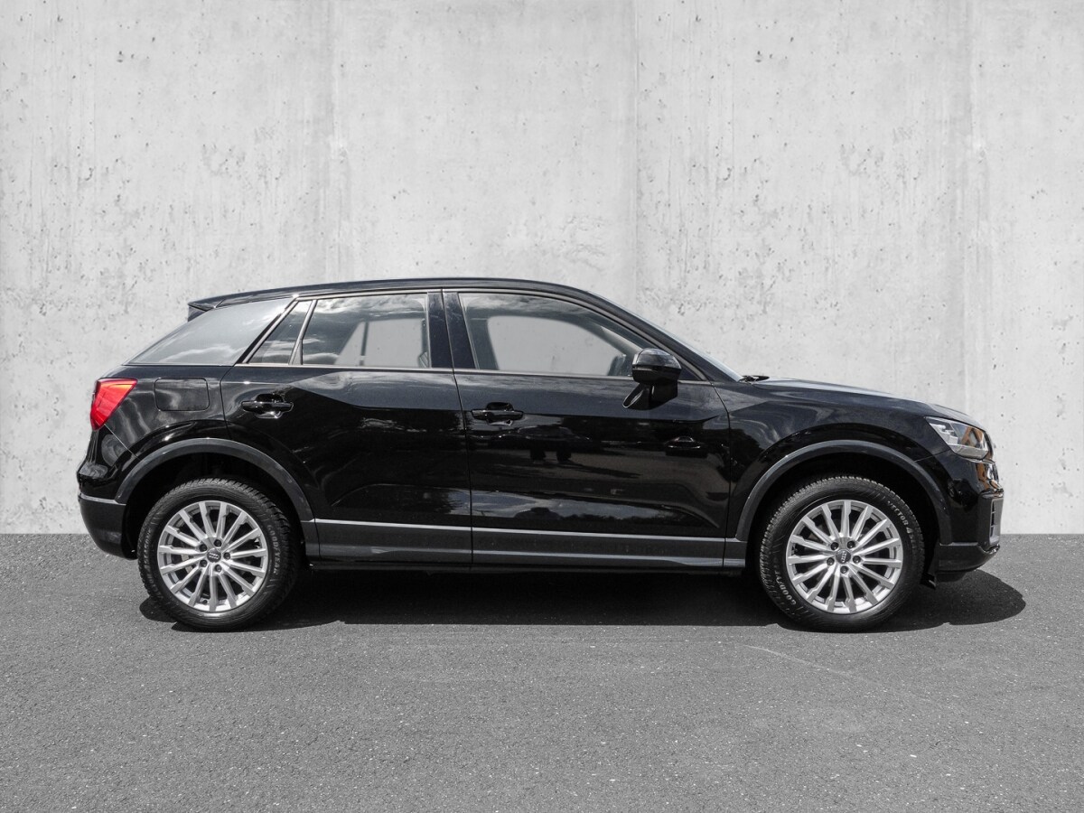 Image about Audi Q2 design 30 TFSI Schaltgetriebe