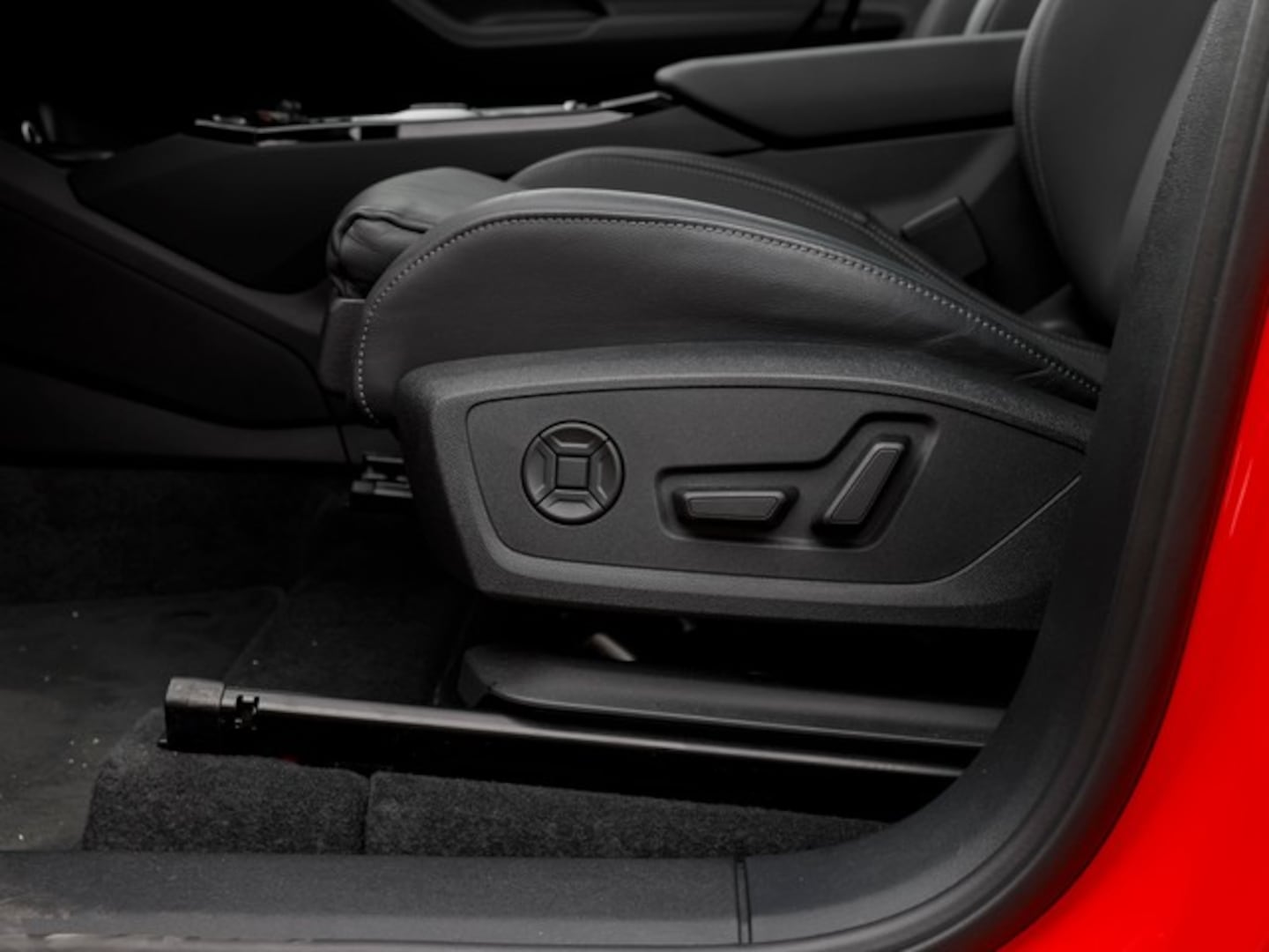Bild über Audi Q6 SUV e-tron e-tron performance - für weitere Informationen kontaktieren Sie den Audi Partner