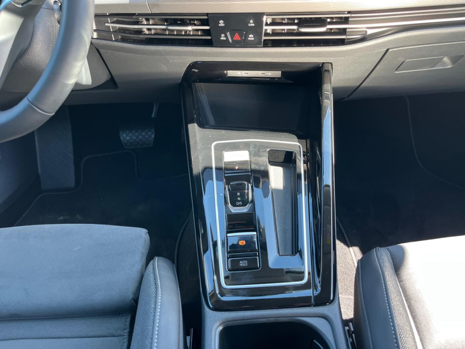 Volkswagen Golf Style