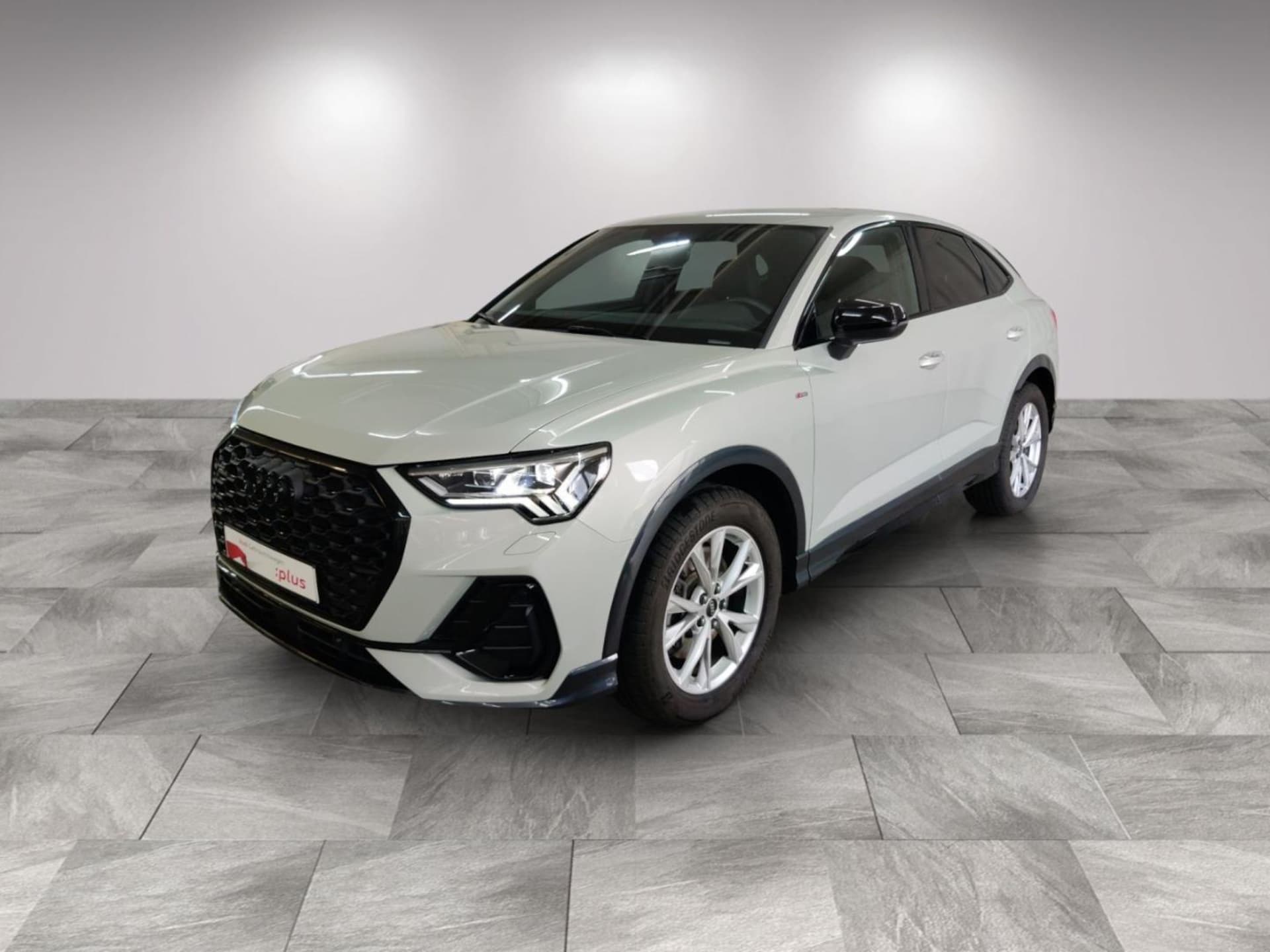 Audi Q3 Sportback S line