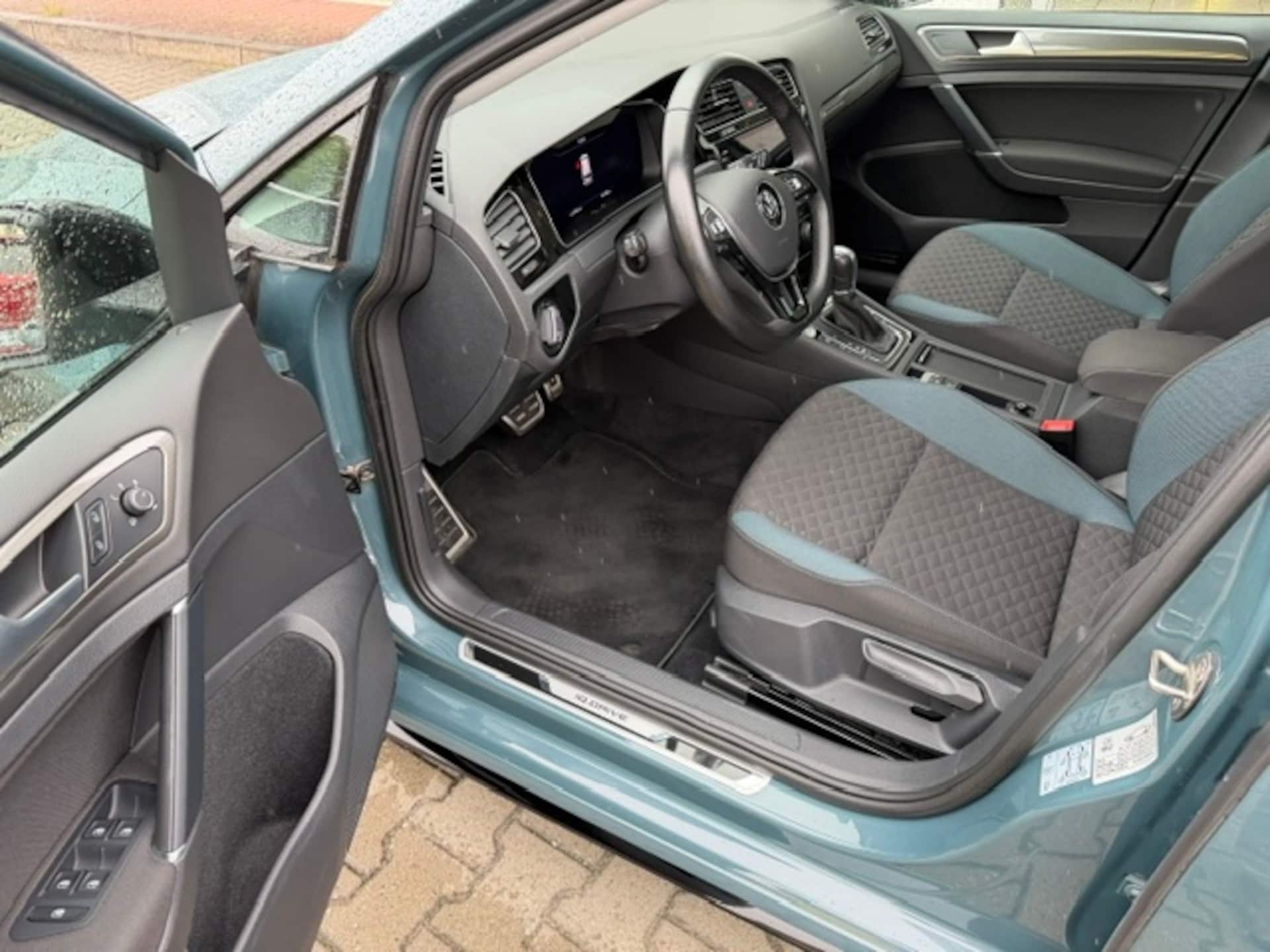 Volkswagen Golf Variant IQ.DRIVE