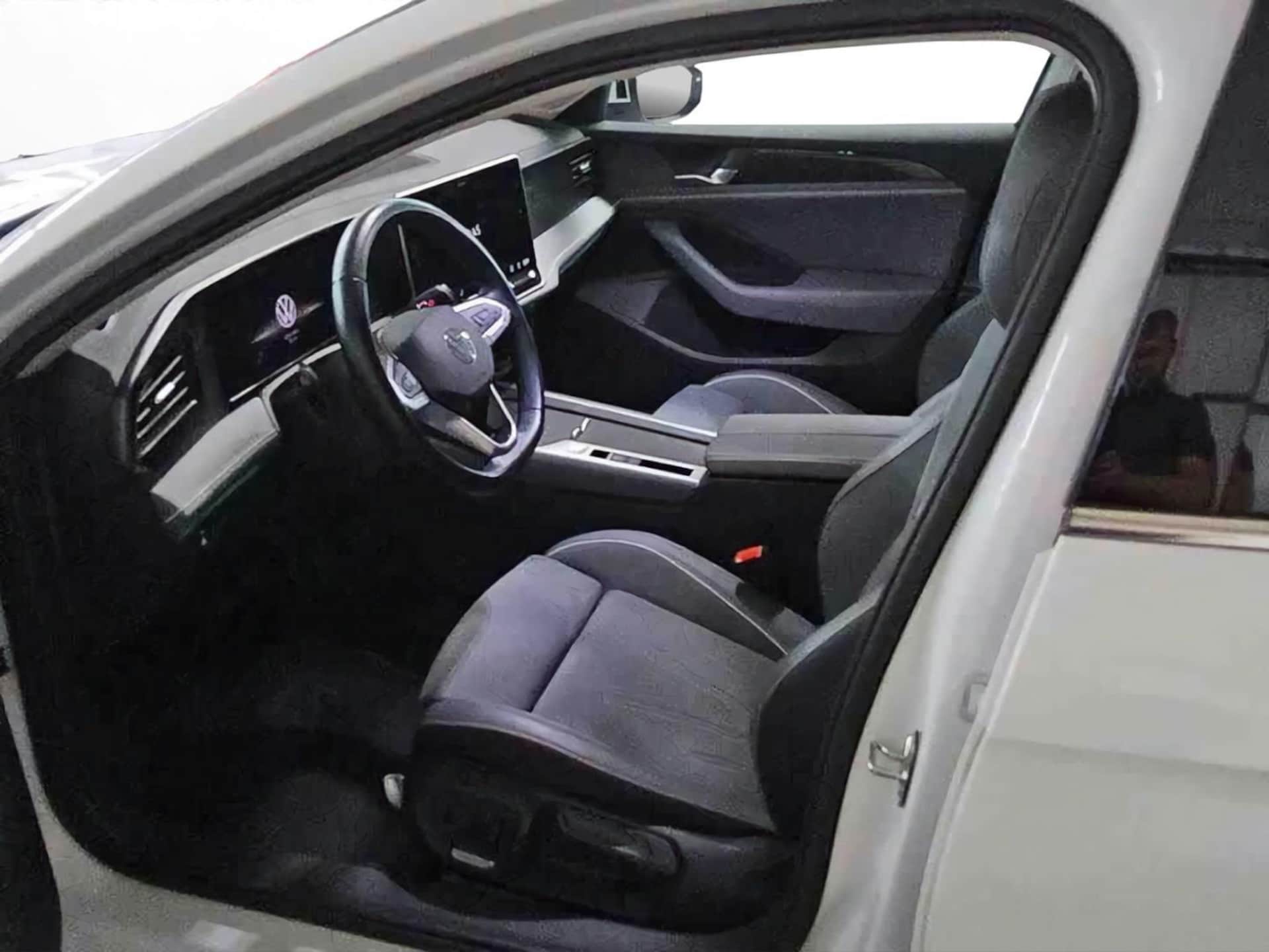 Volkswagen Passat Business
