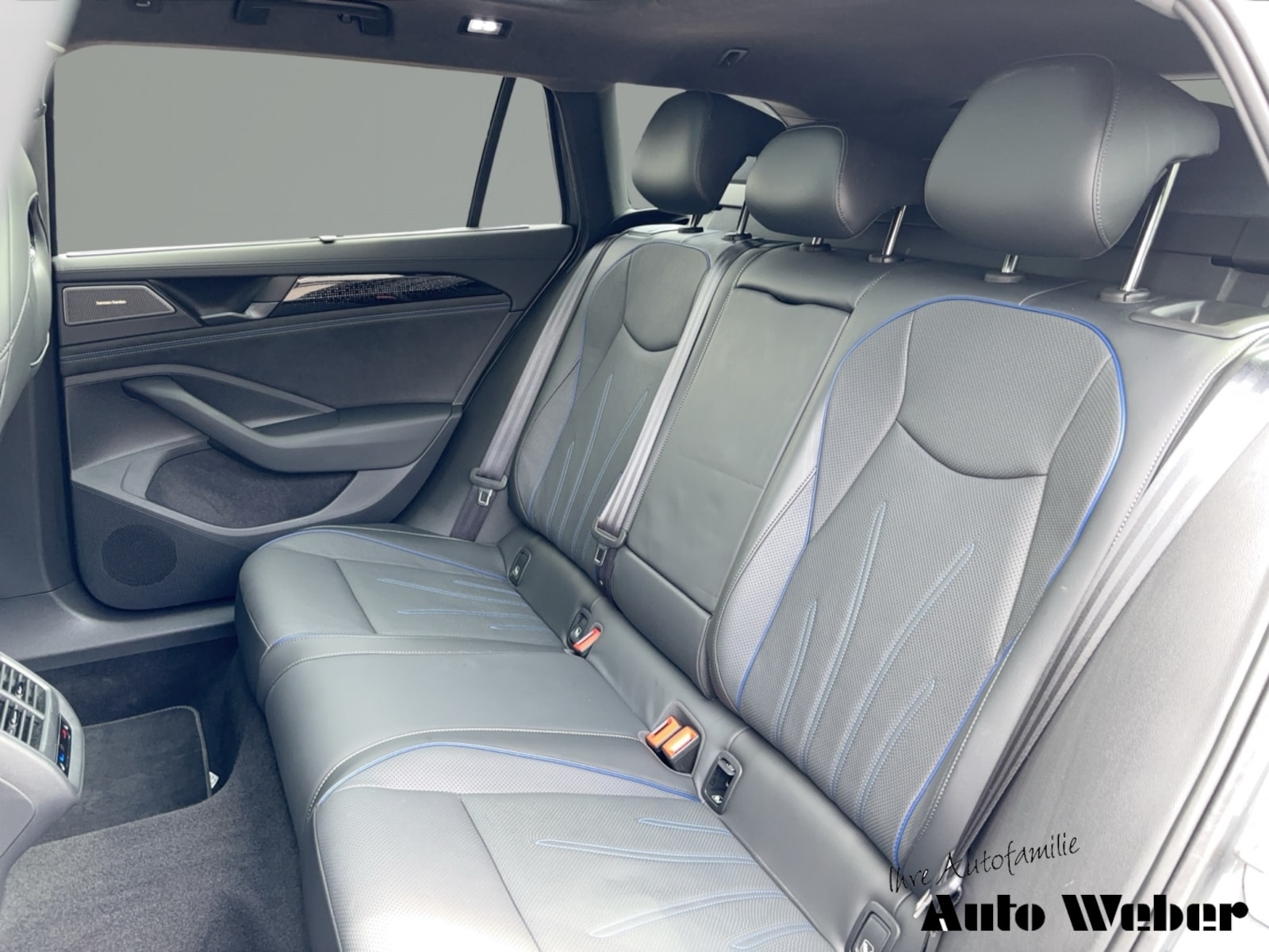 Volkswagen Passat – Bild 12