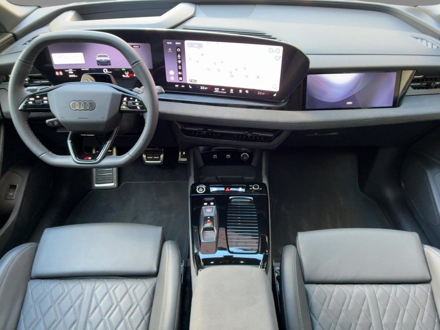 Bild über Audi Q6 SUV e-tron S line business e-tron performance 225 kW - für weitere Informationen kontaktieren Sie den Audi Partner