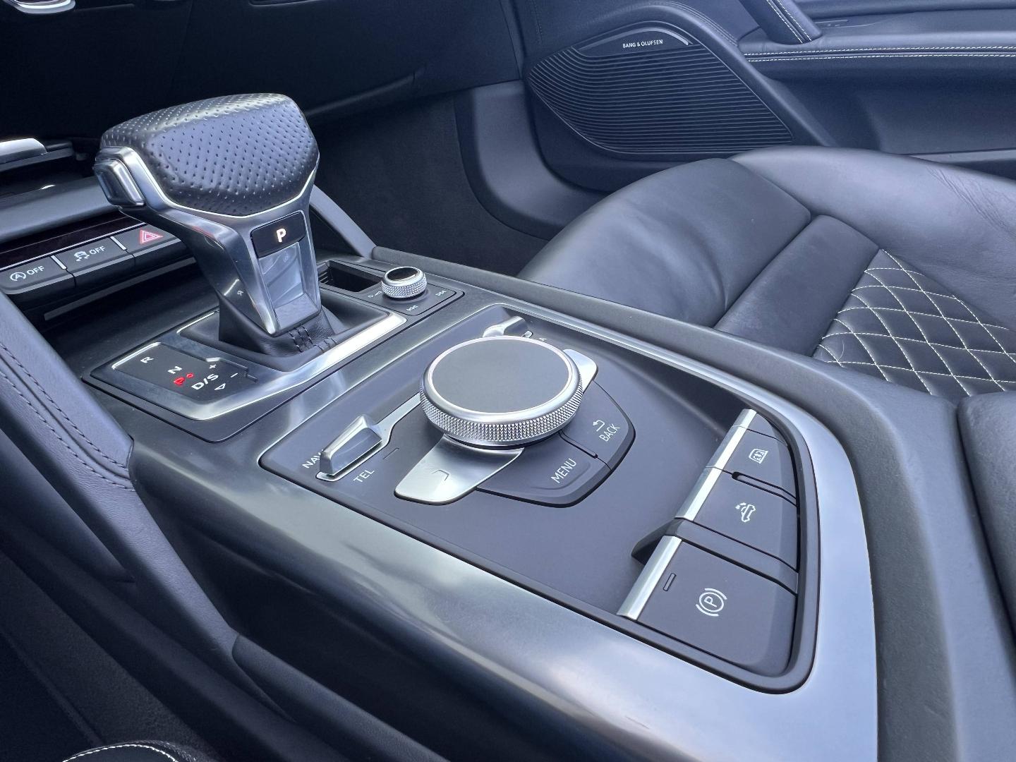 Image about Audi R8 Spyder R8 Spyder V10 plus 5.2 FSI quattro 449 kW (610 ch) S tronic