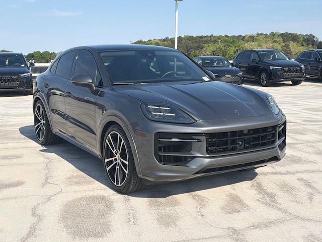 2024 Porsche Cayenne E-Hybrid Coupe