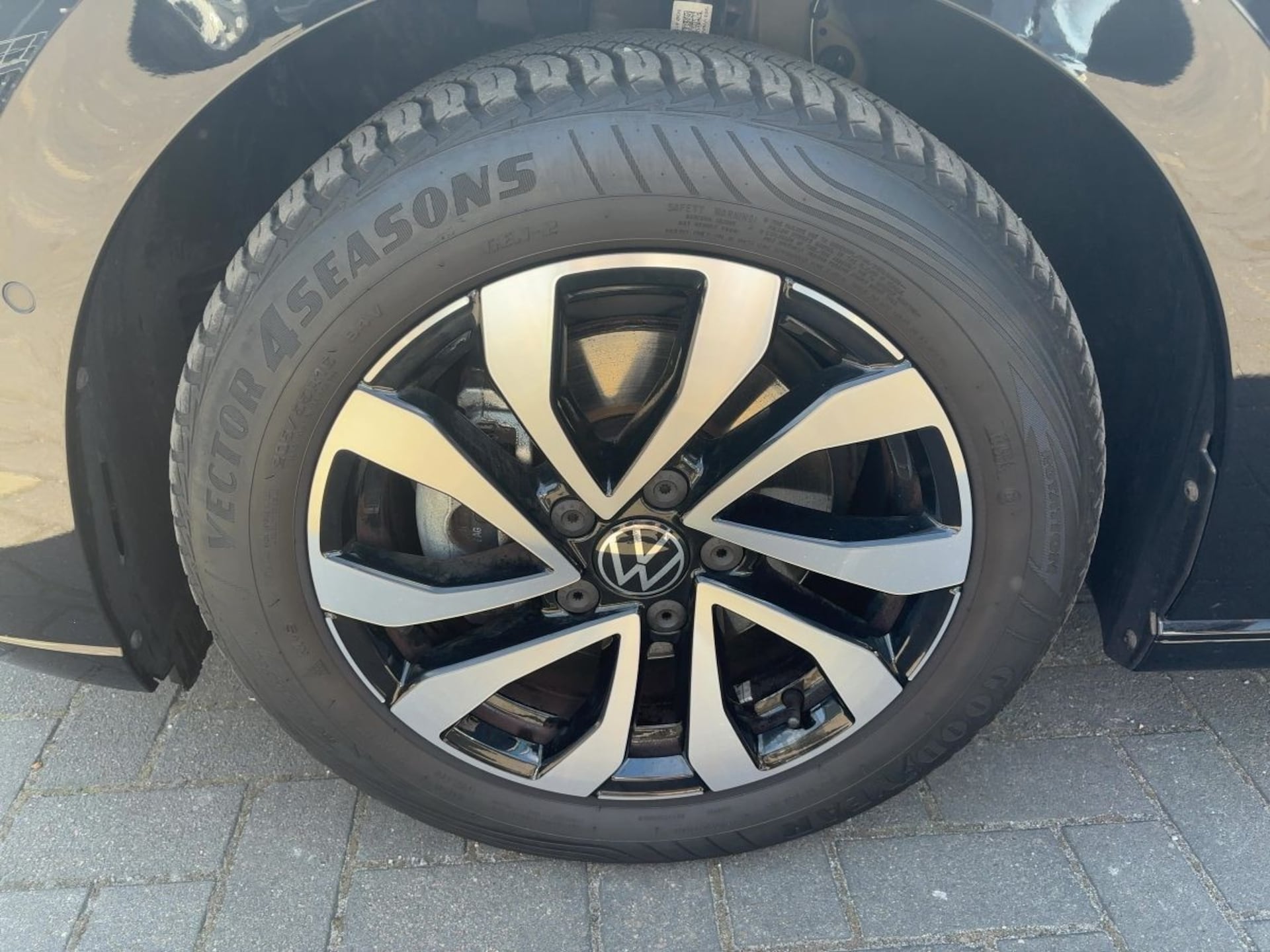 Volkswagen Golf Active
