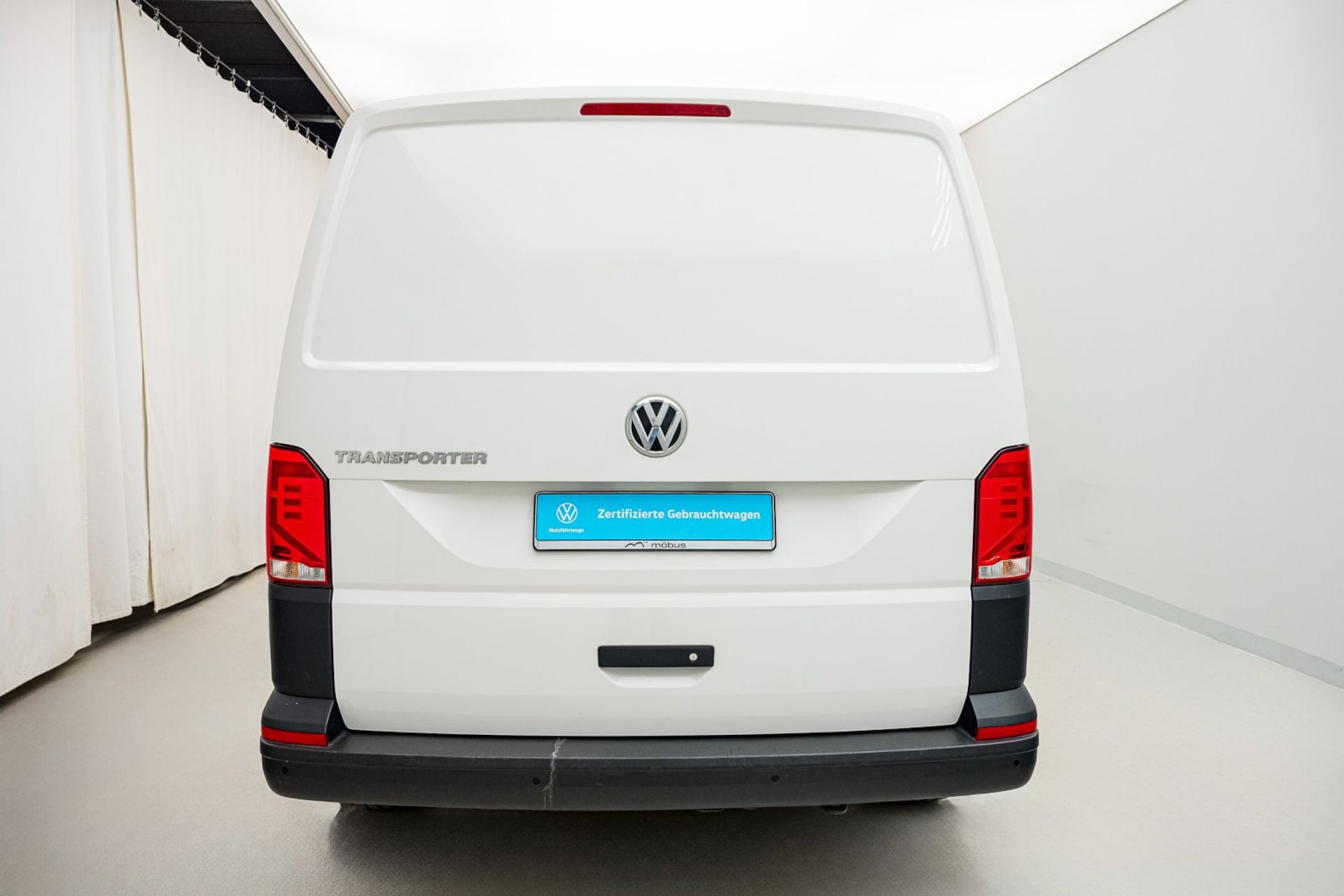 Volkswagen T6.1 Transporter Kasten langer Radstand