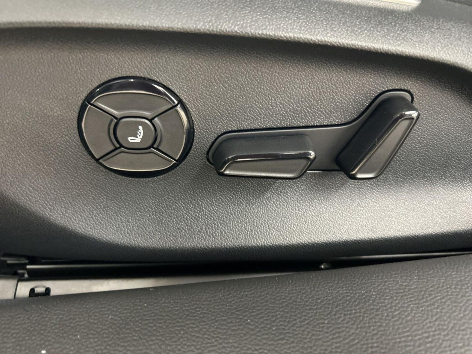 Volkswagen Passat – Bild 26