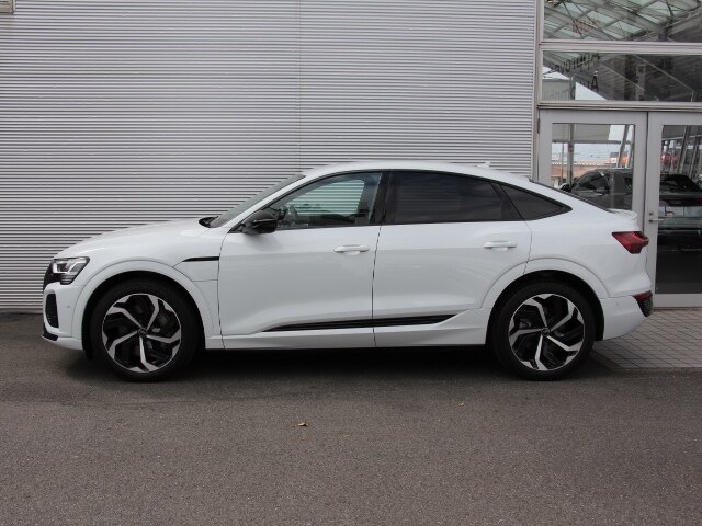 Image about Audi Q8 Sportback e-tron 55 e-tron S line