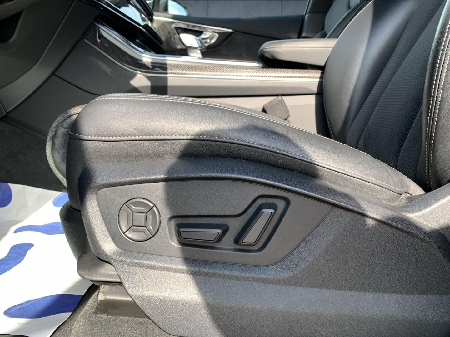 Image about Audi Q7 45 TDI quattro tiptronic