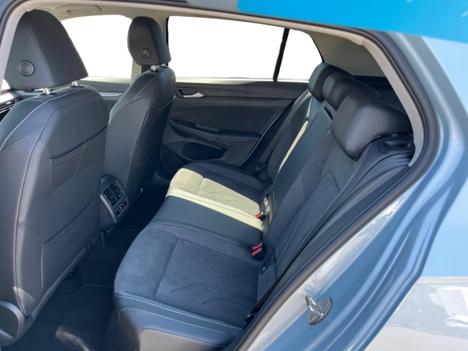 Volkswagen Golf Style