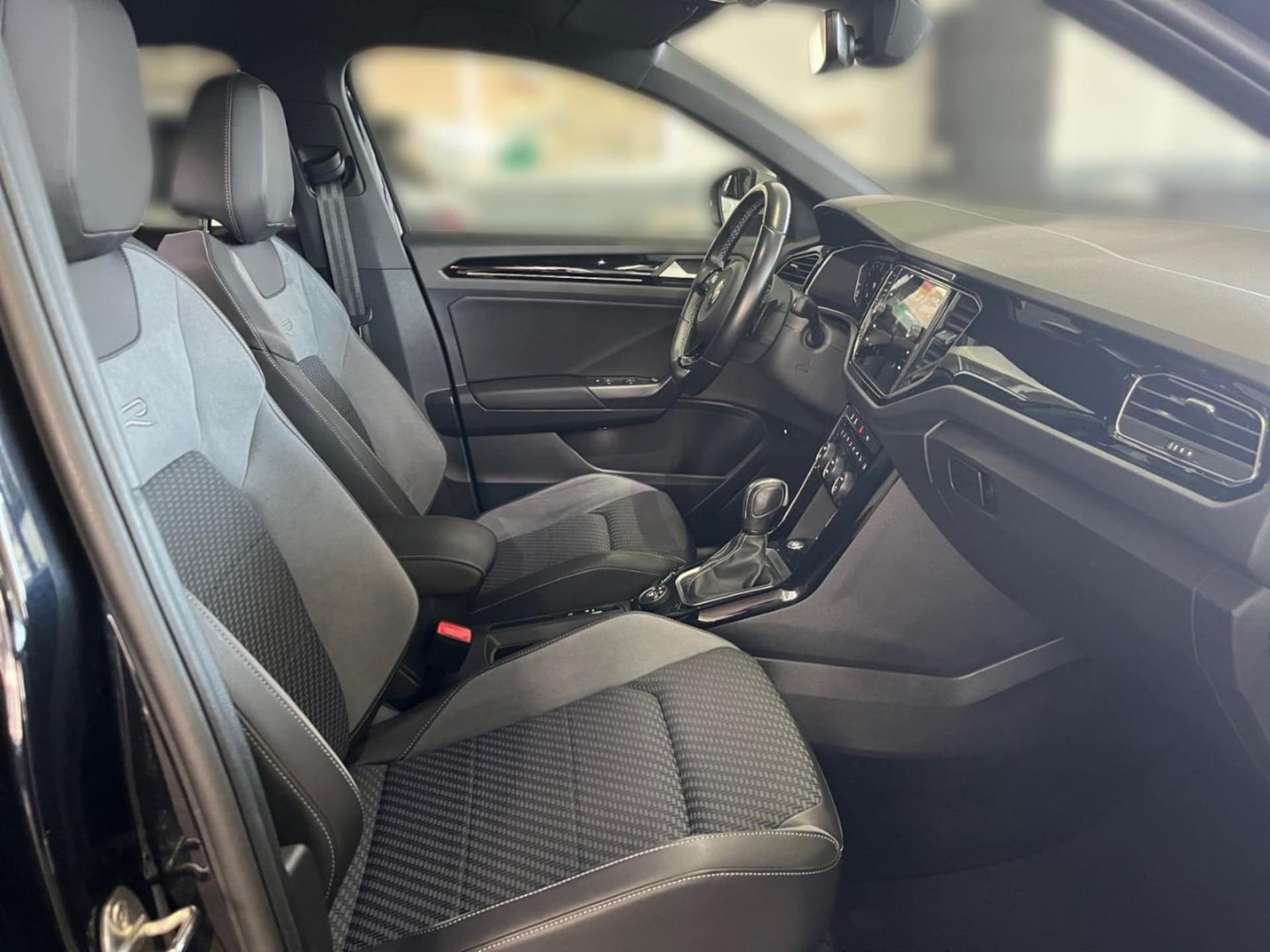 Volkswagen T-Roc R