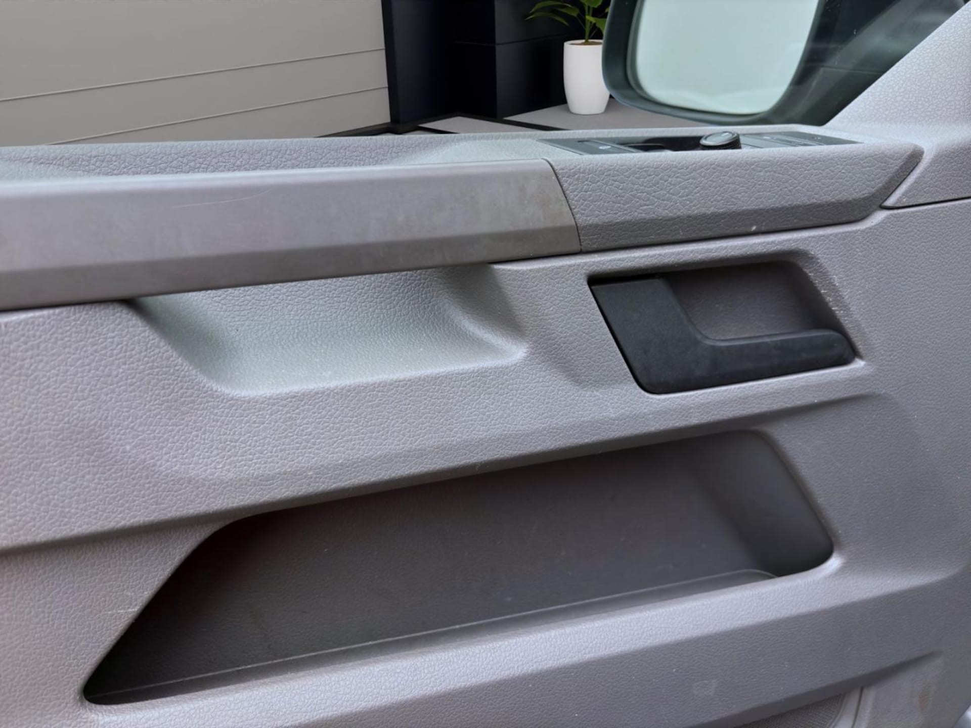 Volkswagen T6.1 Transporter Kombi kurzer Radstand