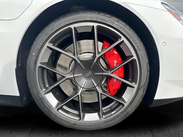2026 Audi RS e-tron GT Performance Base - Photo 11
