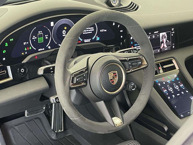 2025 Porsche Taycan