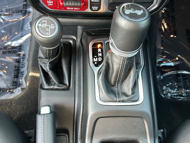 Photo 33