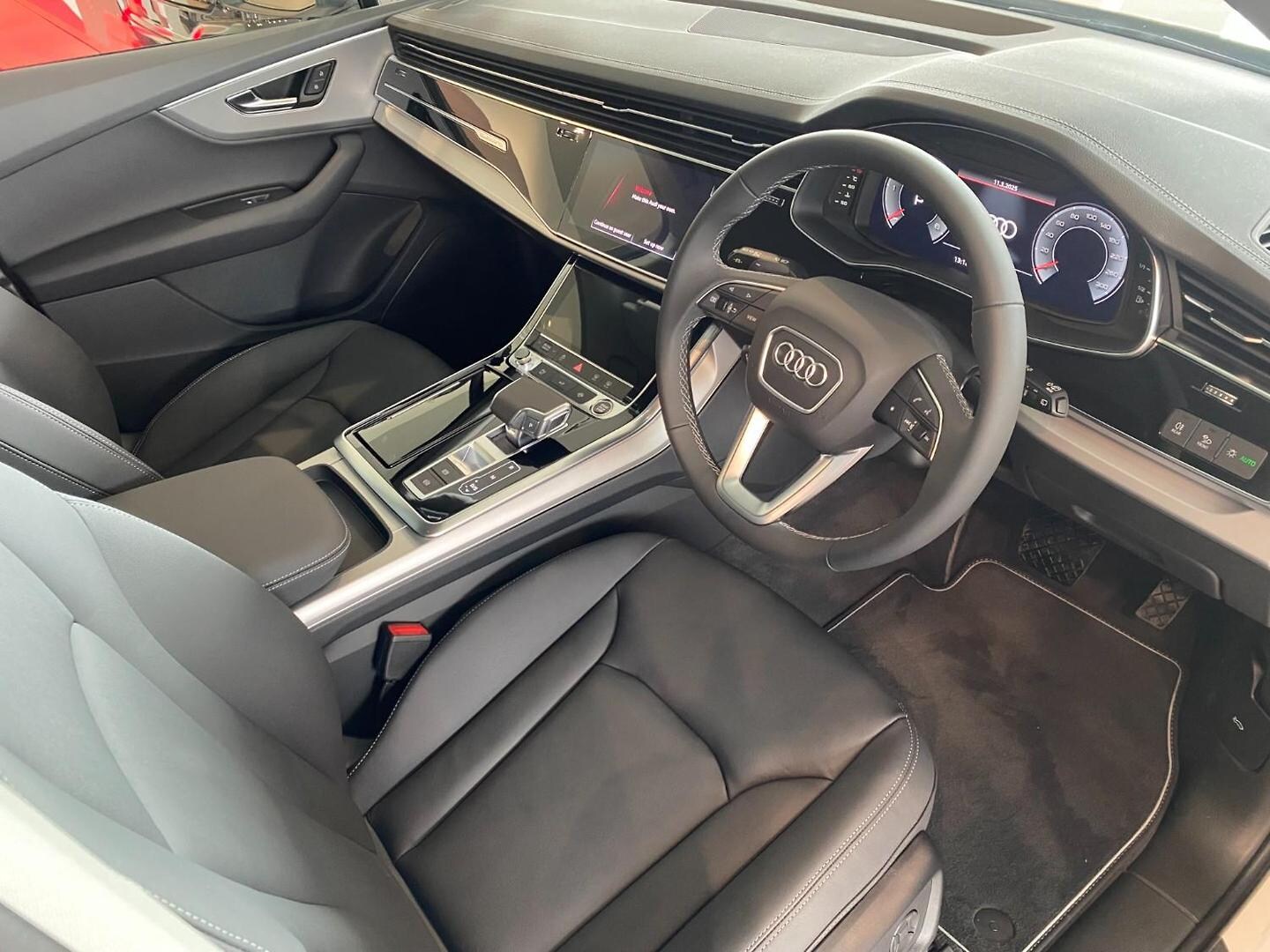 Image about Audi Q7 45 TDI quattro tiptronic