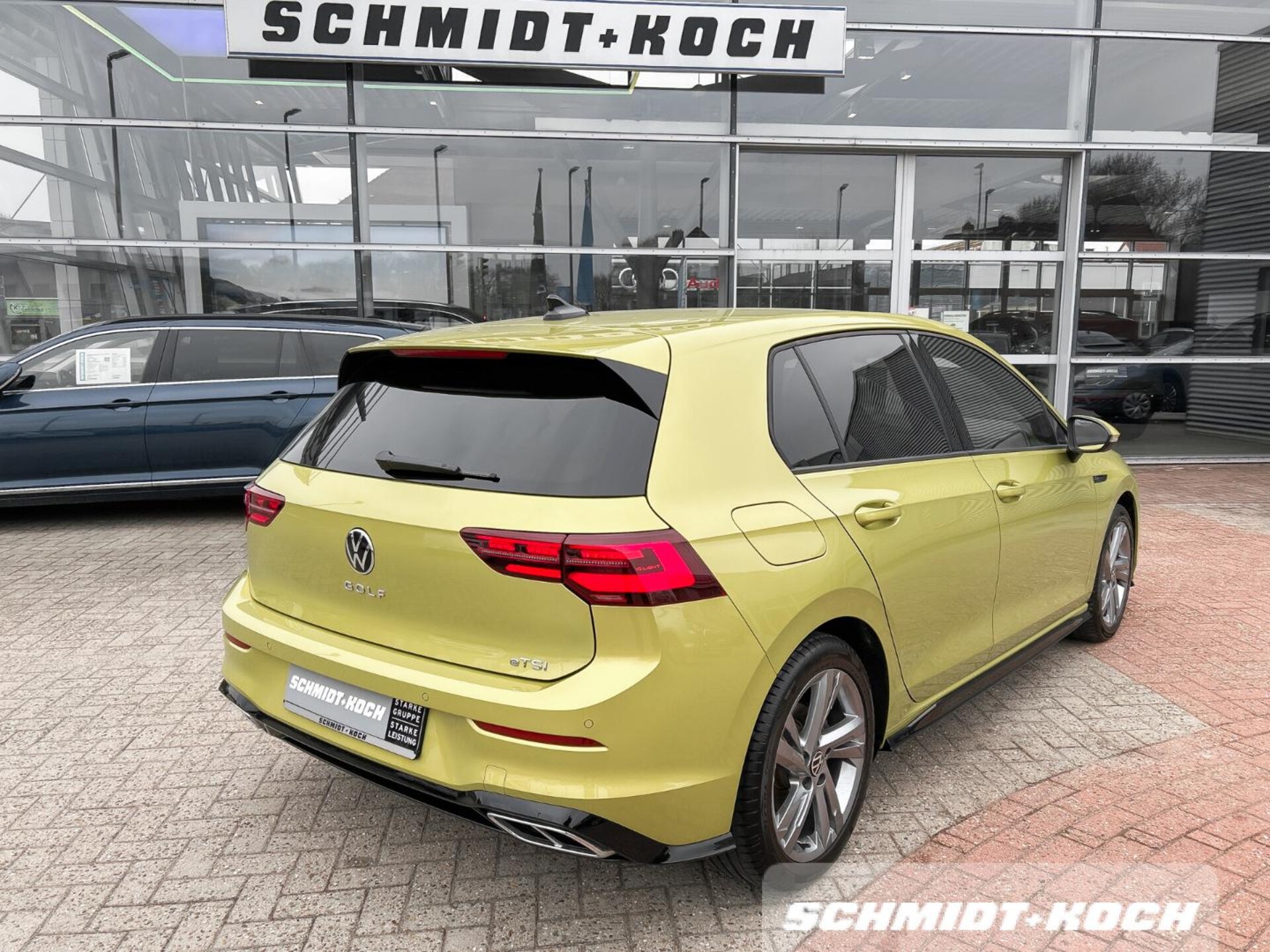 Volkswagen Golf R-Line