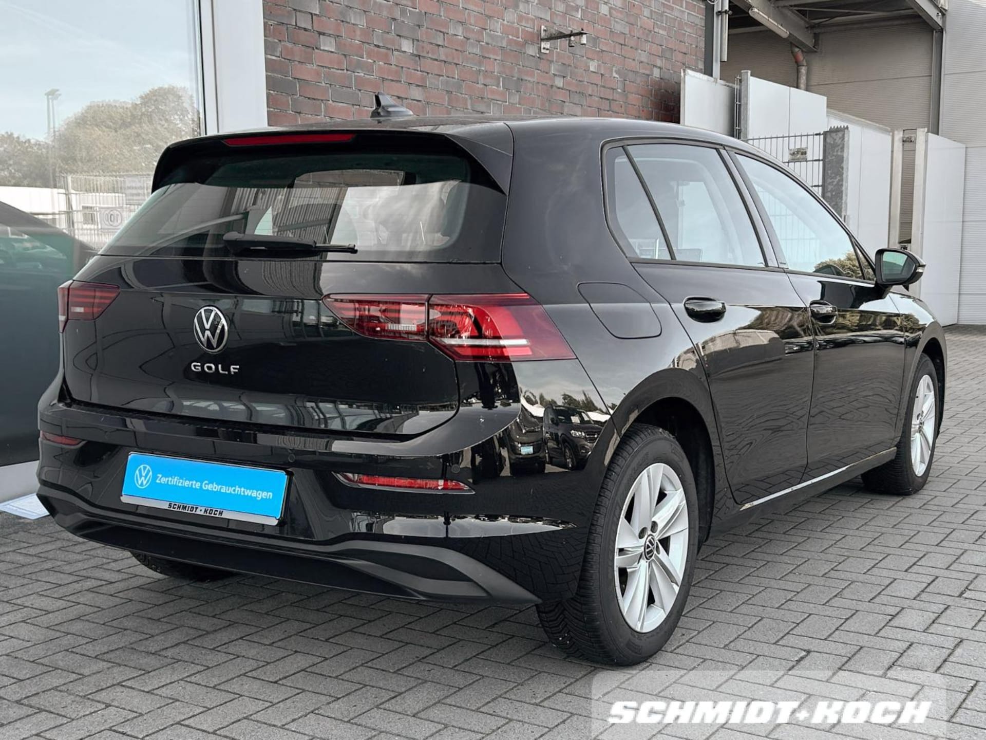 Volkswagen Golf Life