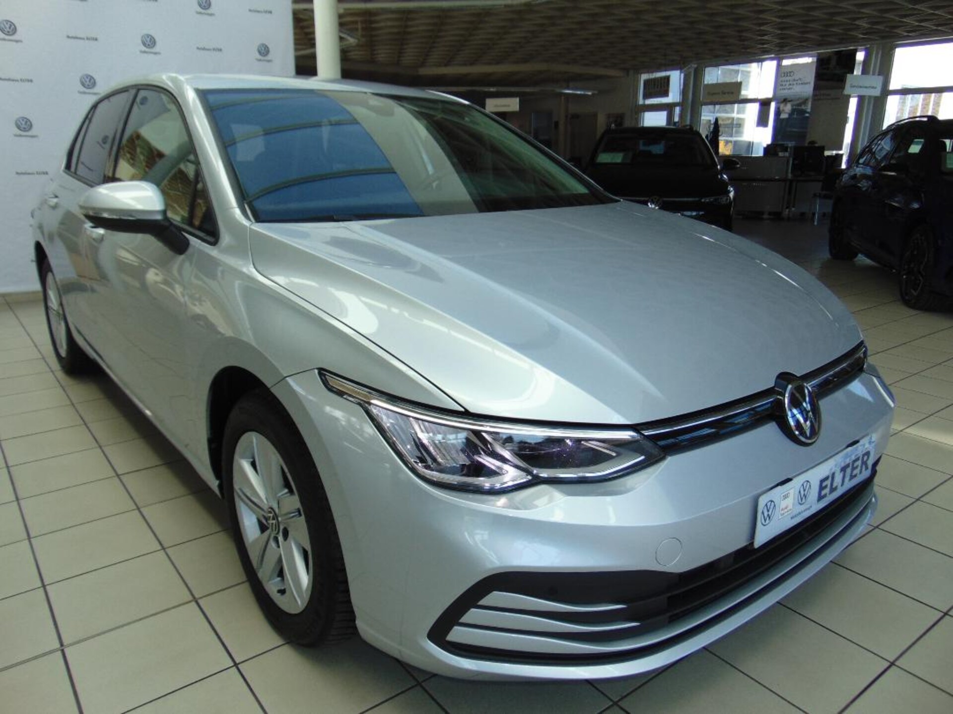 Volkswagen Golf Life