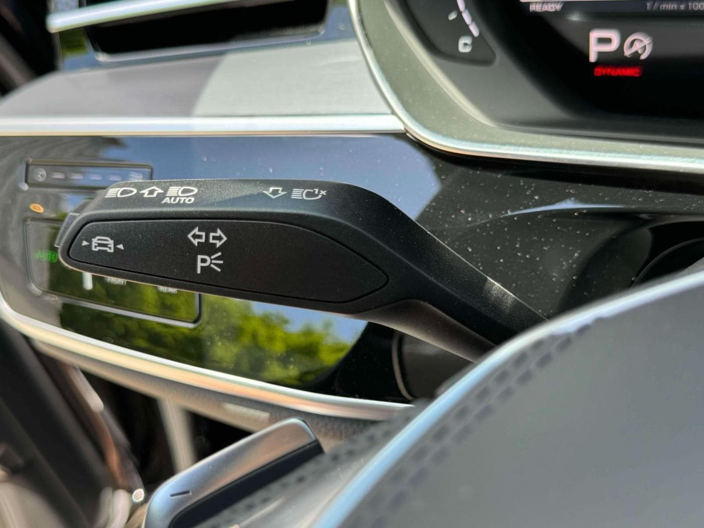 2024 Audi S8 Base - Photo 17