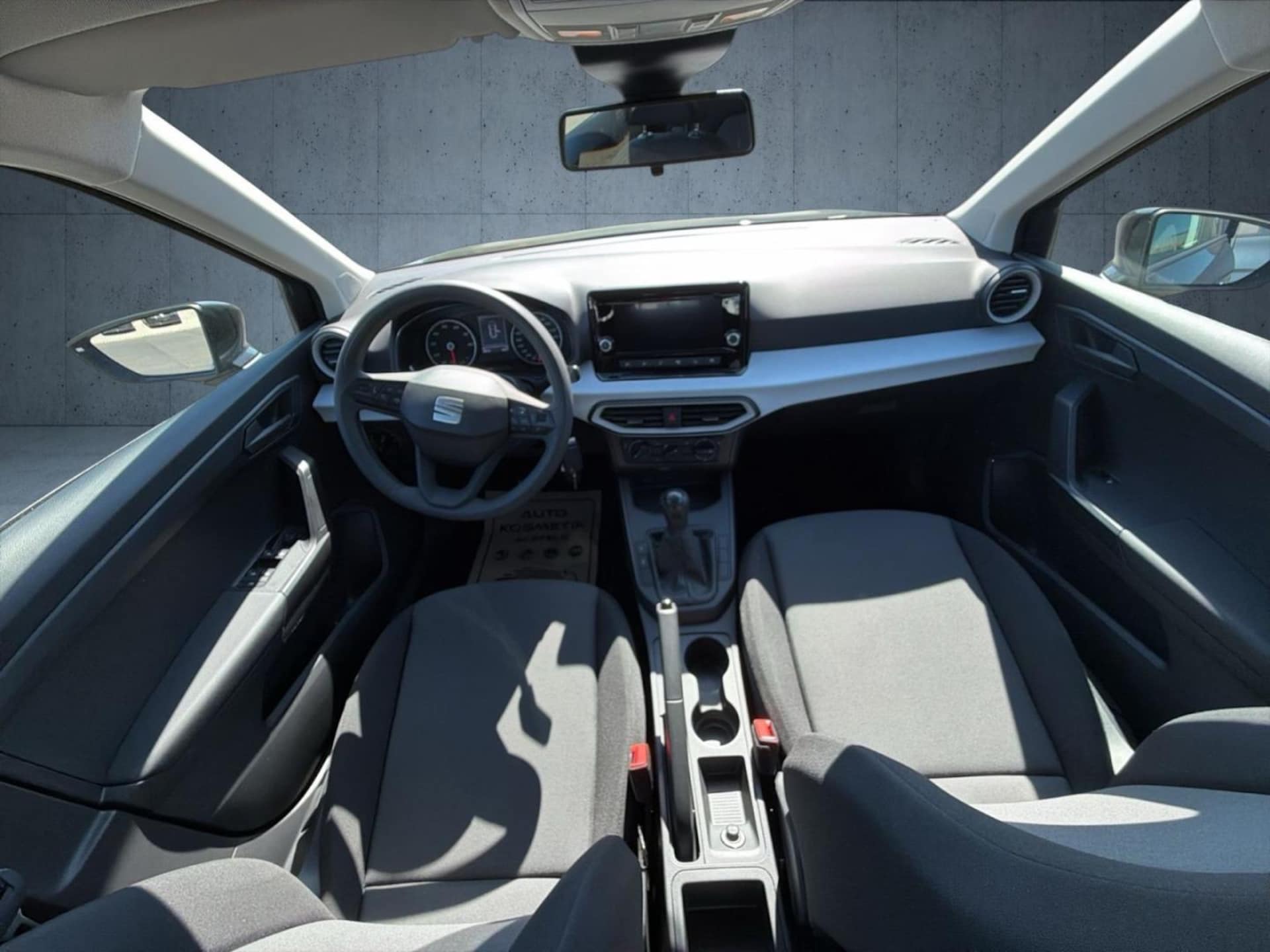 SEAT Arona Reference