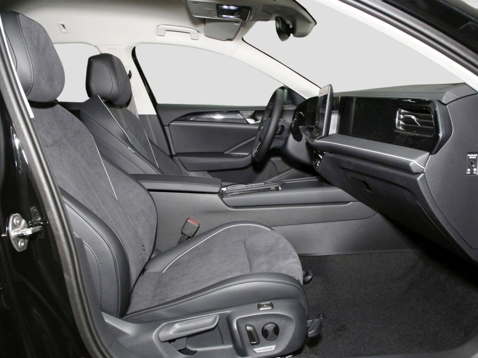 Volkswagen Passat – Bild 8