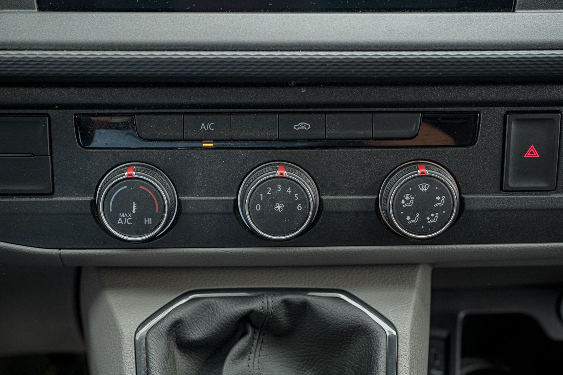 Volkswagen T6.1 Transporter Kasten langer Radstand