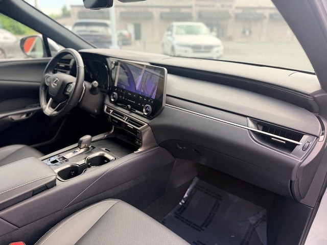 2023 Lexus RX 350 - Photo 18