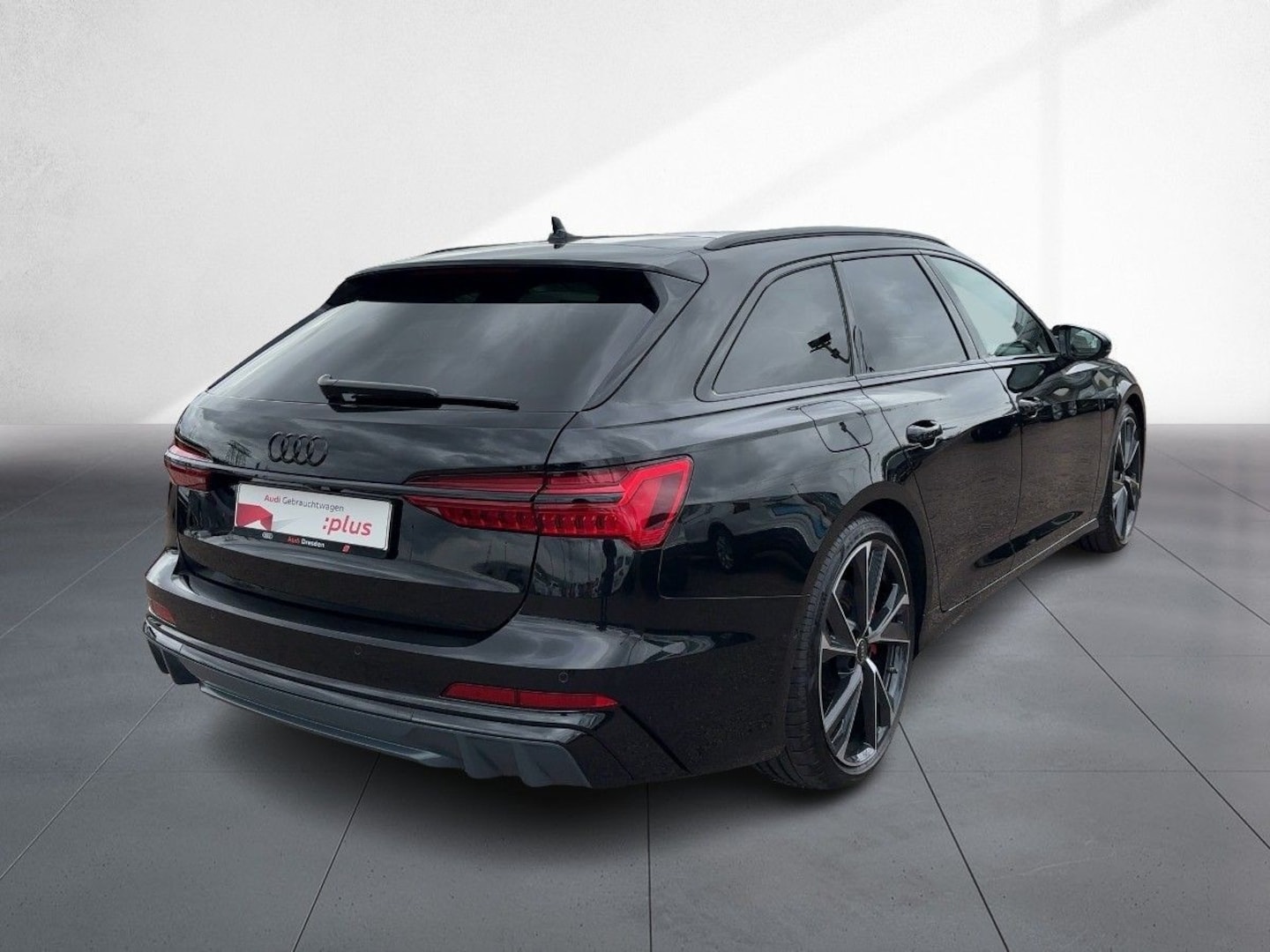 Bild über Audi S6 Avant TDI quattro tiptronic - für weitere Informationen kontaktieren Sie den Audi Partner