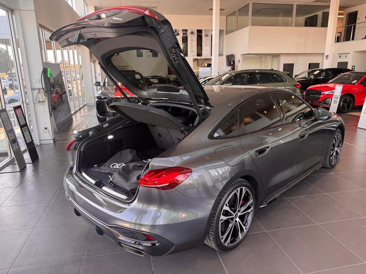 Image about Audi A5 Sedan TFSI e e-hybrid quattro 270 kW S tronic