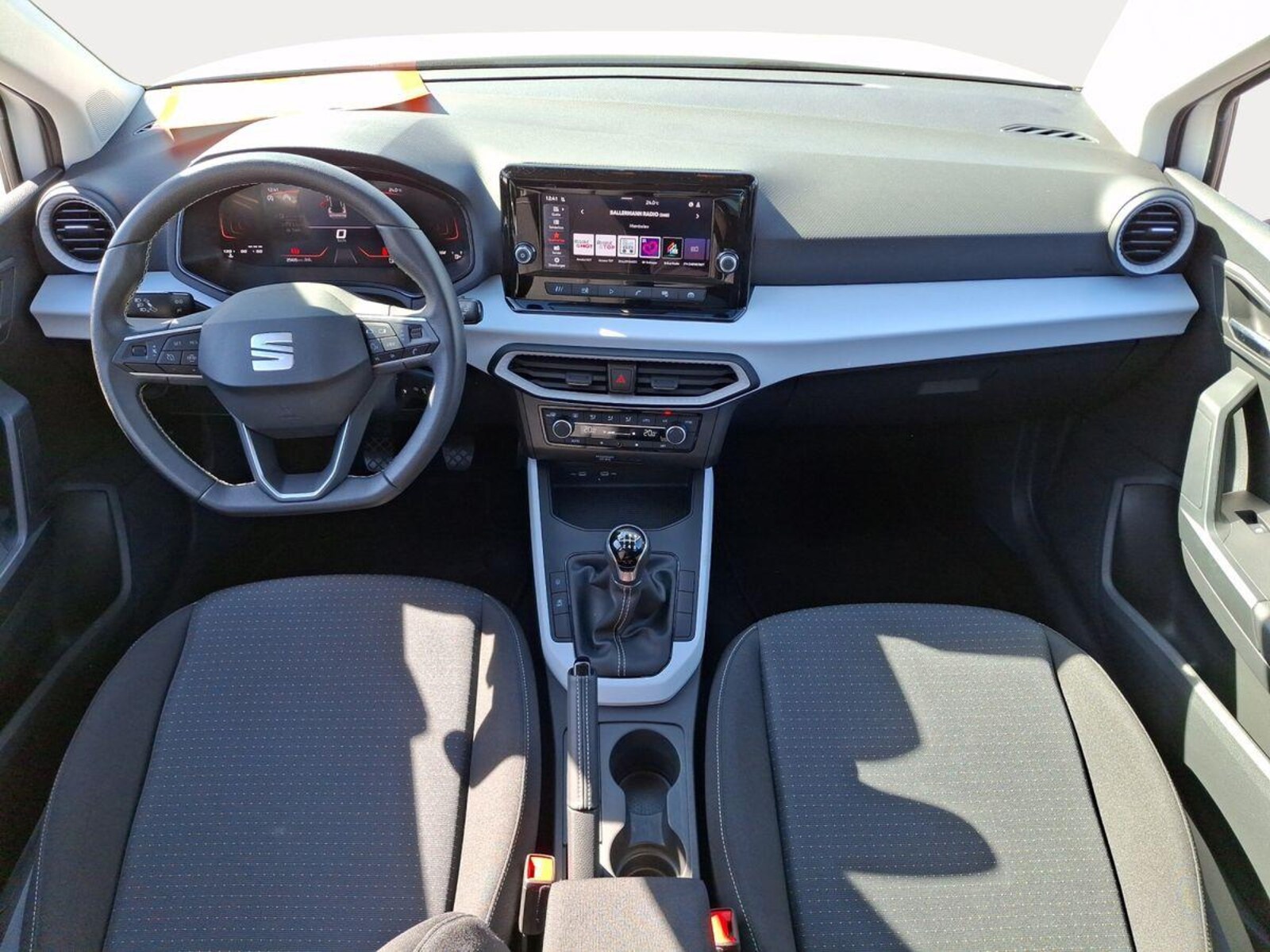 SEAT Arona – Bild 13