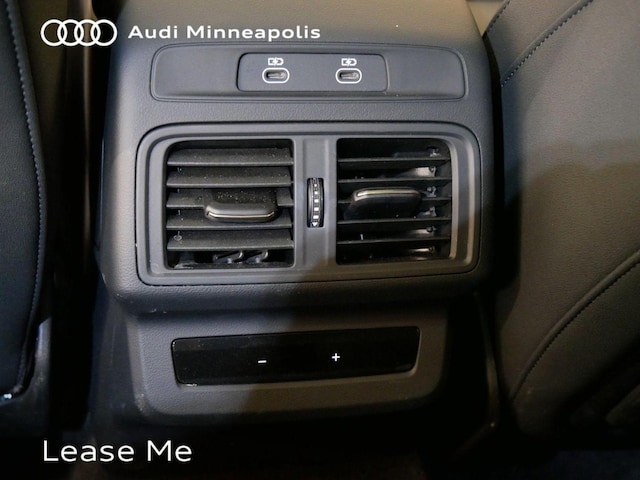 2025 Audi New Q5 Premium - Photo 17