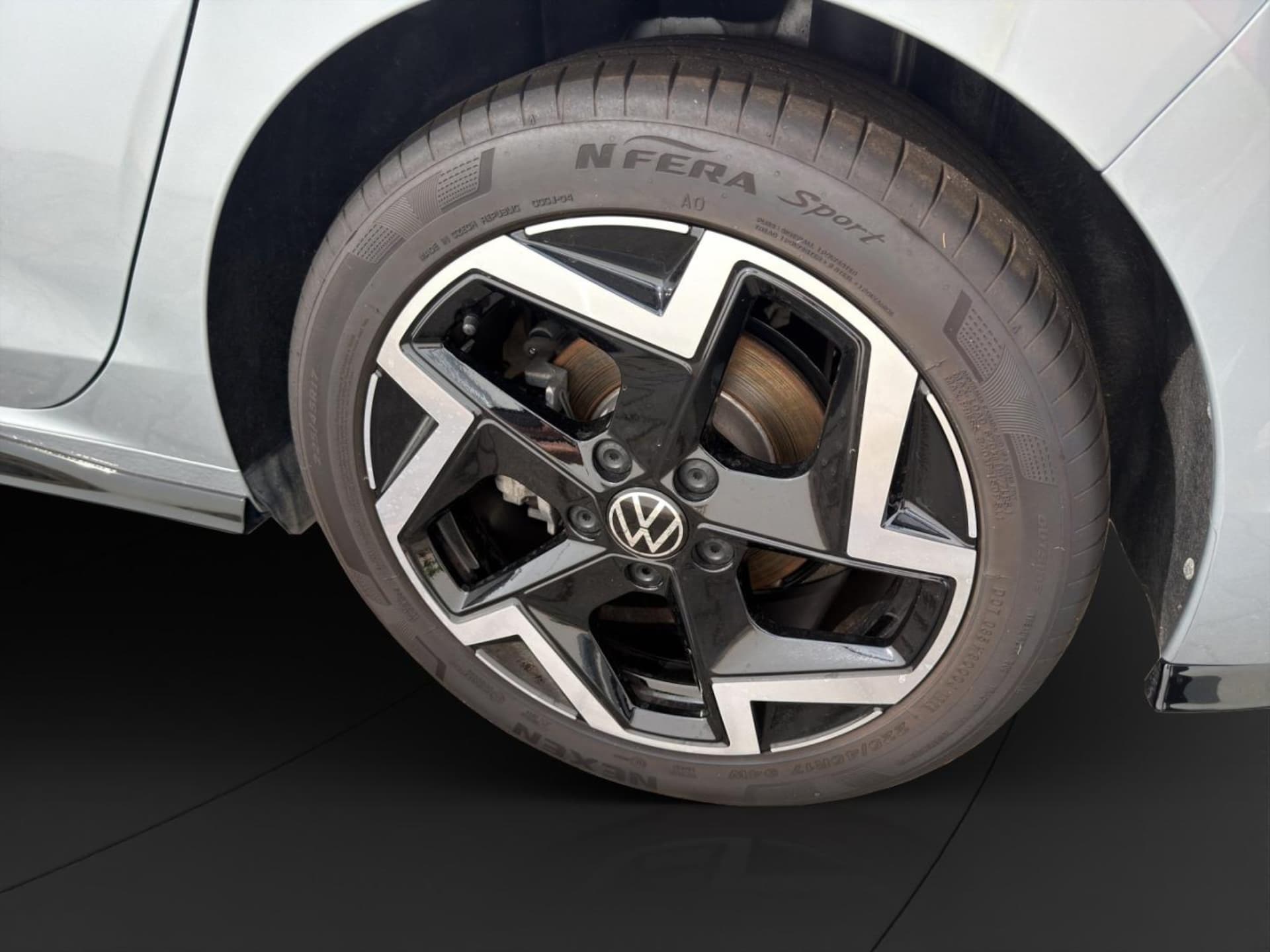 Volkswagen Golf R-Line