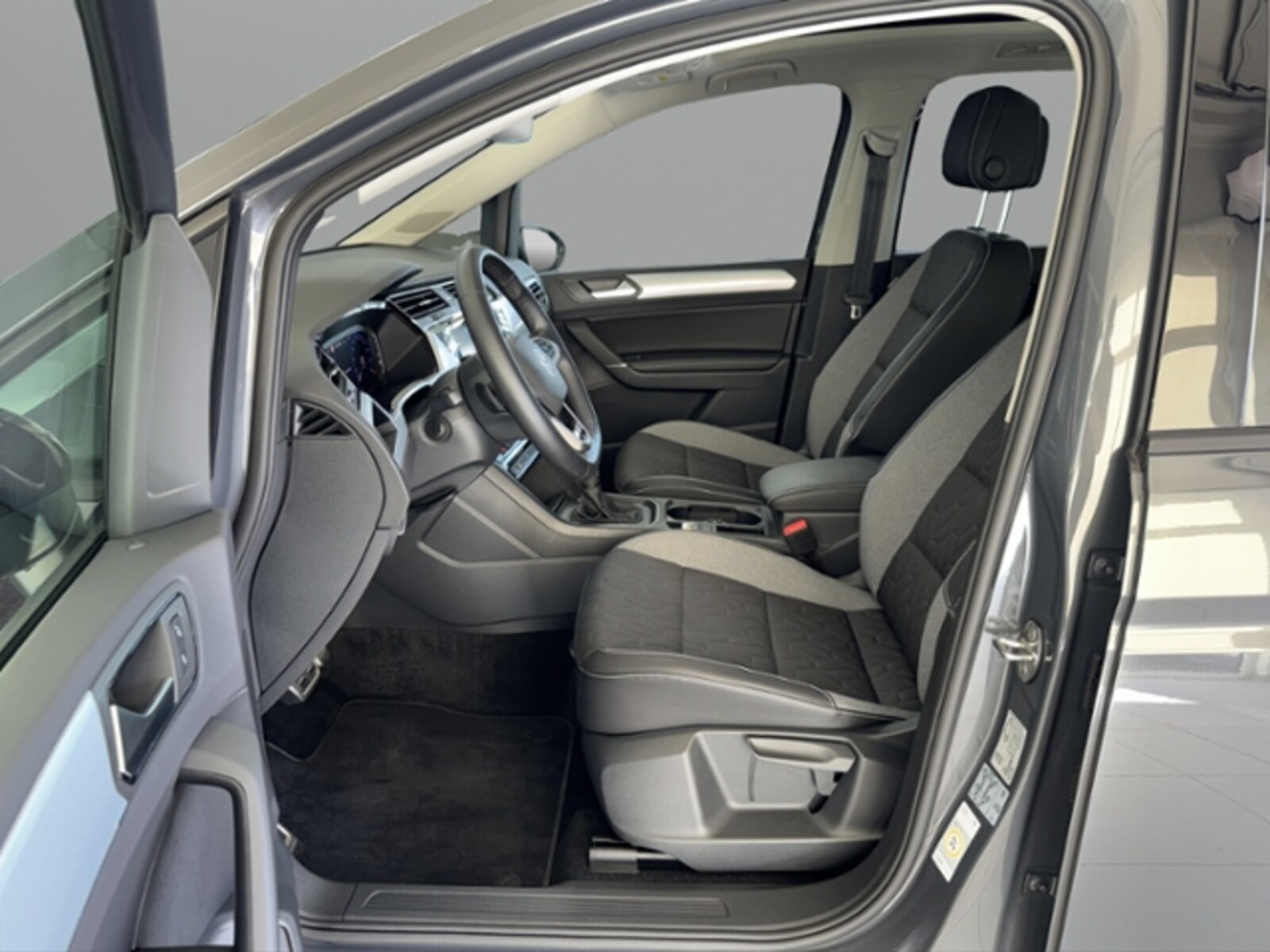 Volkswagen Touran – Bild 12