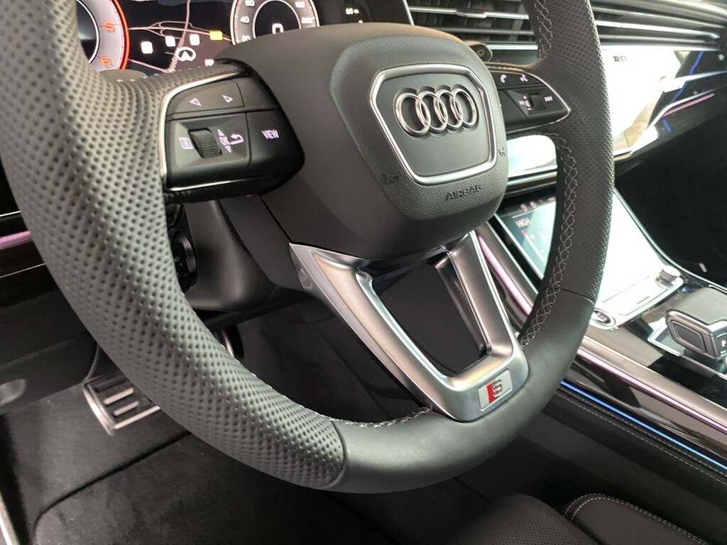 Image about Audi Q7 SUV S line 50 TDI quattro tiptronic